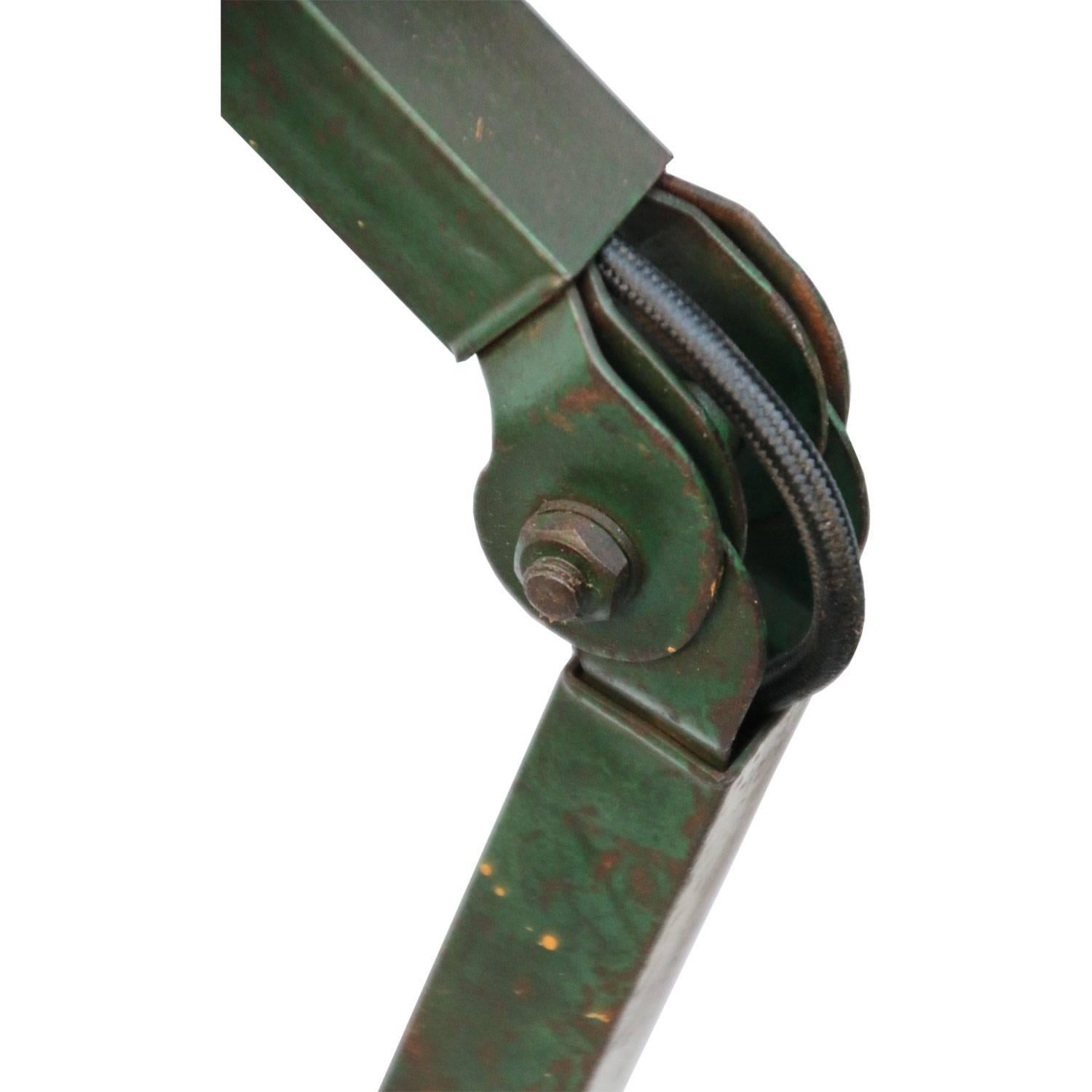 20th Century Green Machinist Desk Light Flex Arm Enamel Shade UK Vintage Industrial