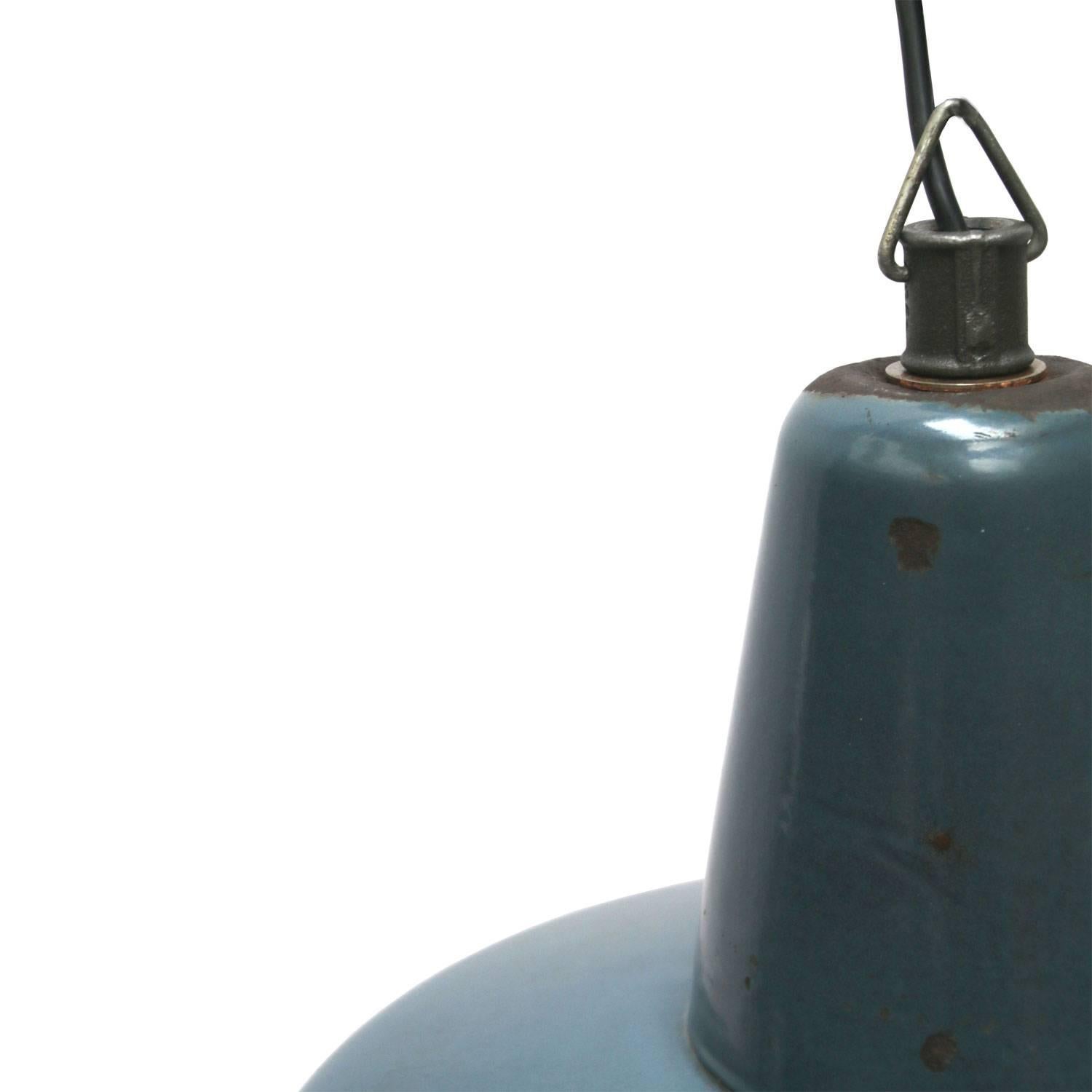 Blue enamel Industrial pendant. White interior.

Weight: 2.0 kg / 4.4 lb

All lamps have been made suitable by international standards for incandescent light bulbs, energy-efficient and LED bulbs. E26/E27 bulb holders and new wiring are CE certified