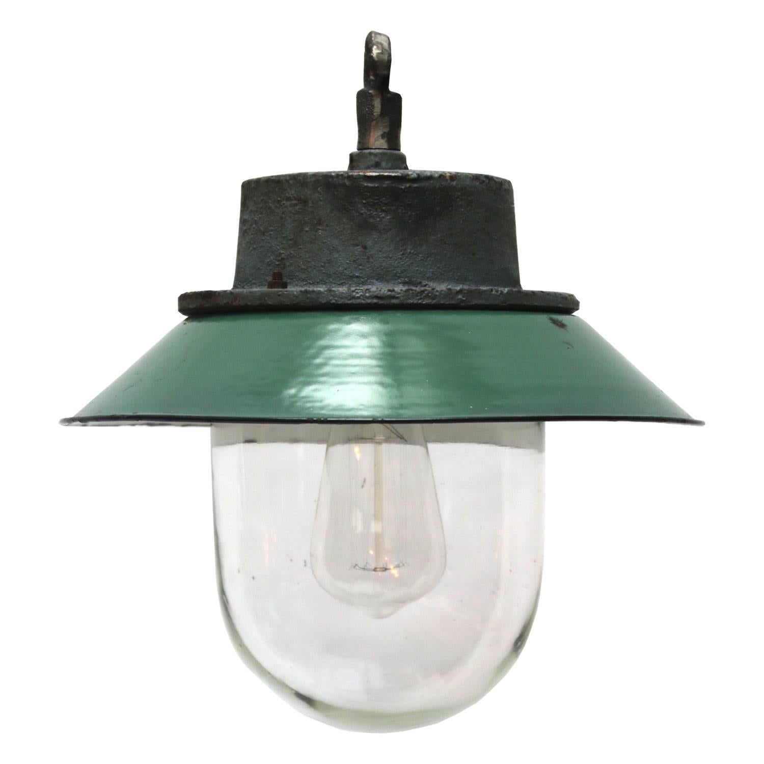 Petrol green/blue enamel. White interior.
Cast iron top. Clear glass.

Weight: 5.0 kg / 11 lb

Priced individual item. All lamps have been made suitable by international standards for incandescent light bulbs, energy-efficient and LED bulbs. E26/E27