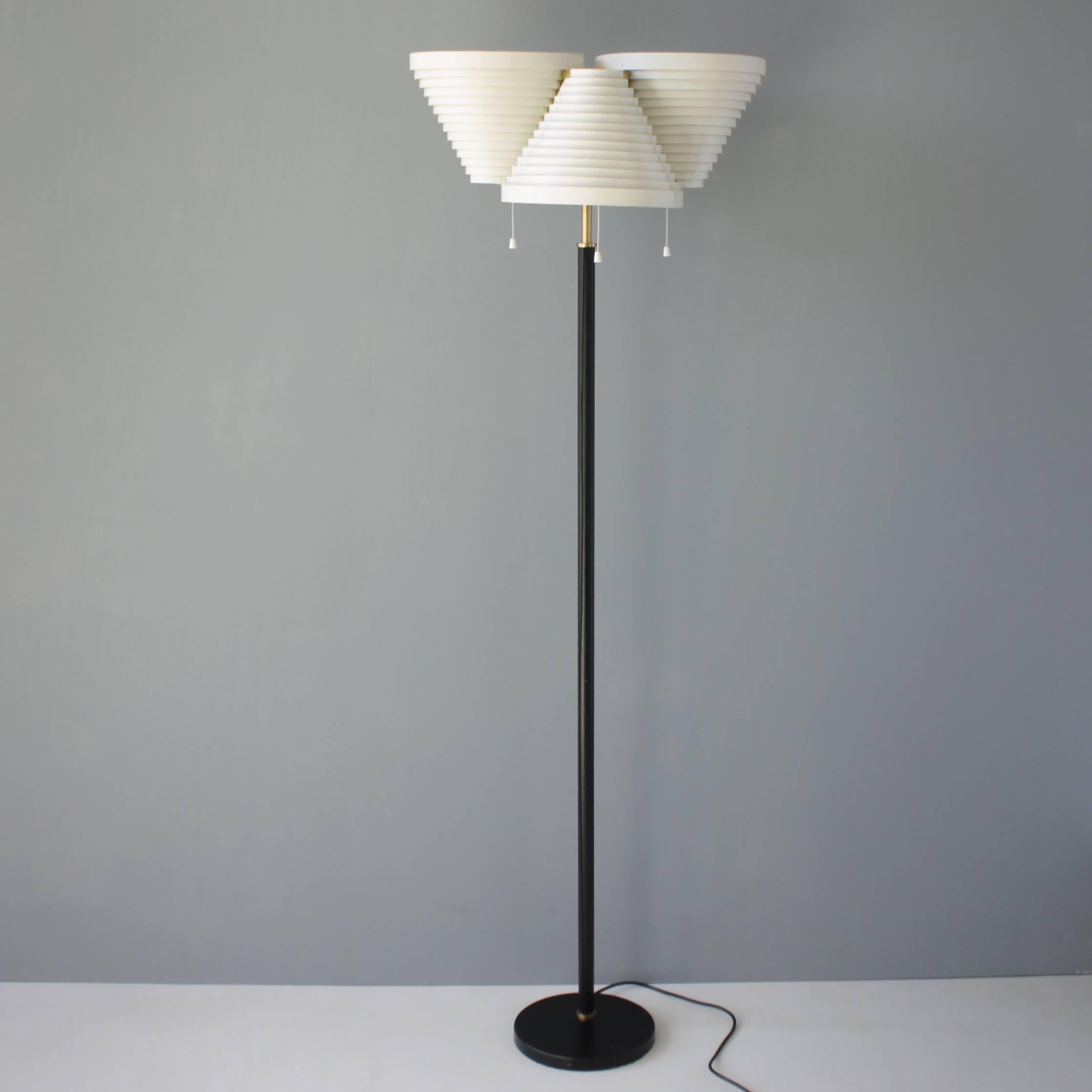 Finnish Floor Lamp A809 by Alvar Aalto for Valaisinpaja Oy