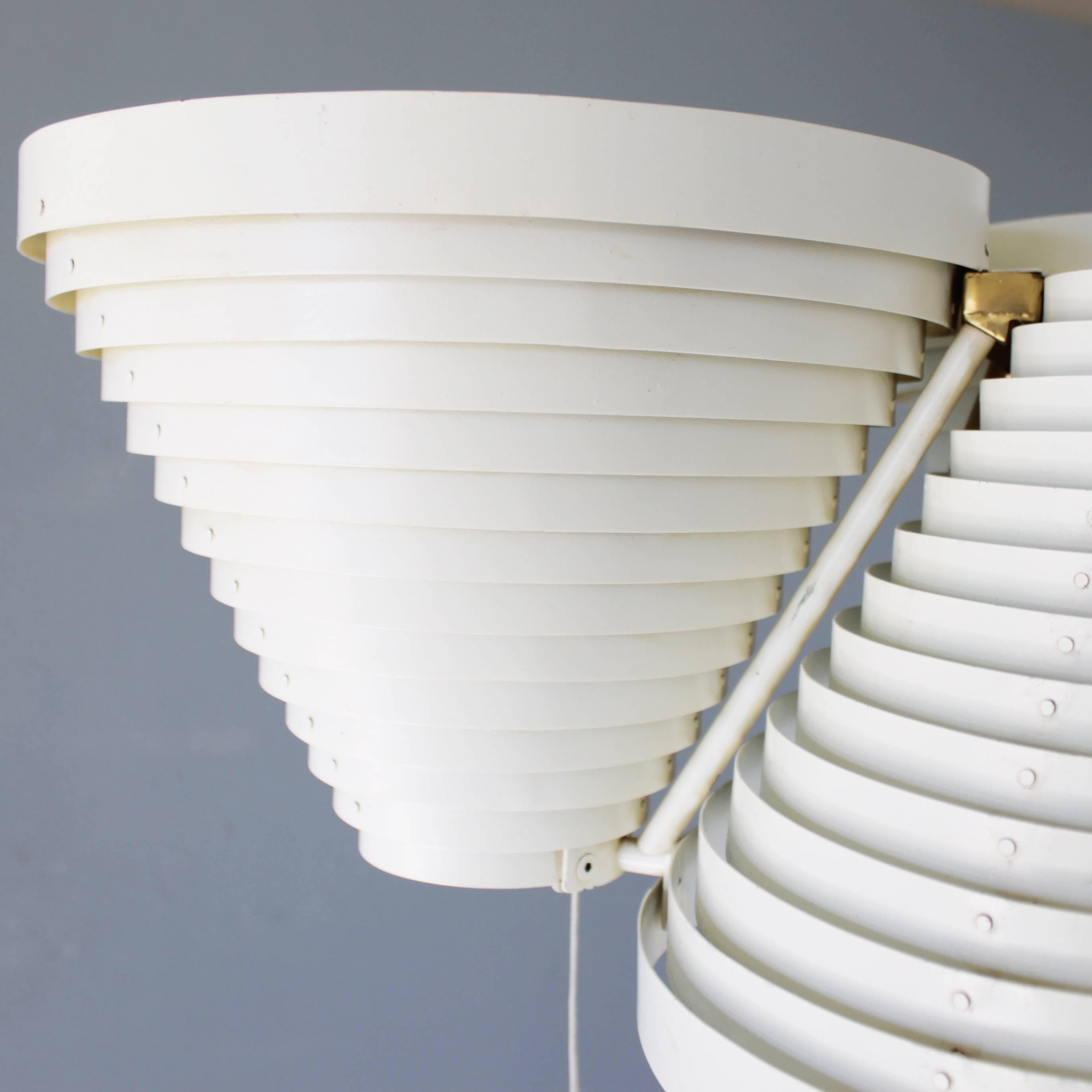 Floor Lamp A809 by Alvar Aalto for Valaisinpaja Oy In Excellent Condition In JM Haarlem, NL