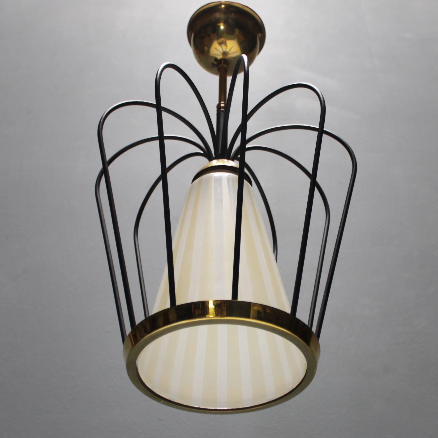 Italian Pendant in the Style of Stilnovo In Excellent Condition In JM Haarlem, NL
