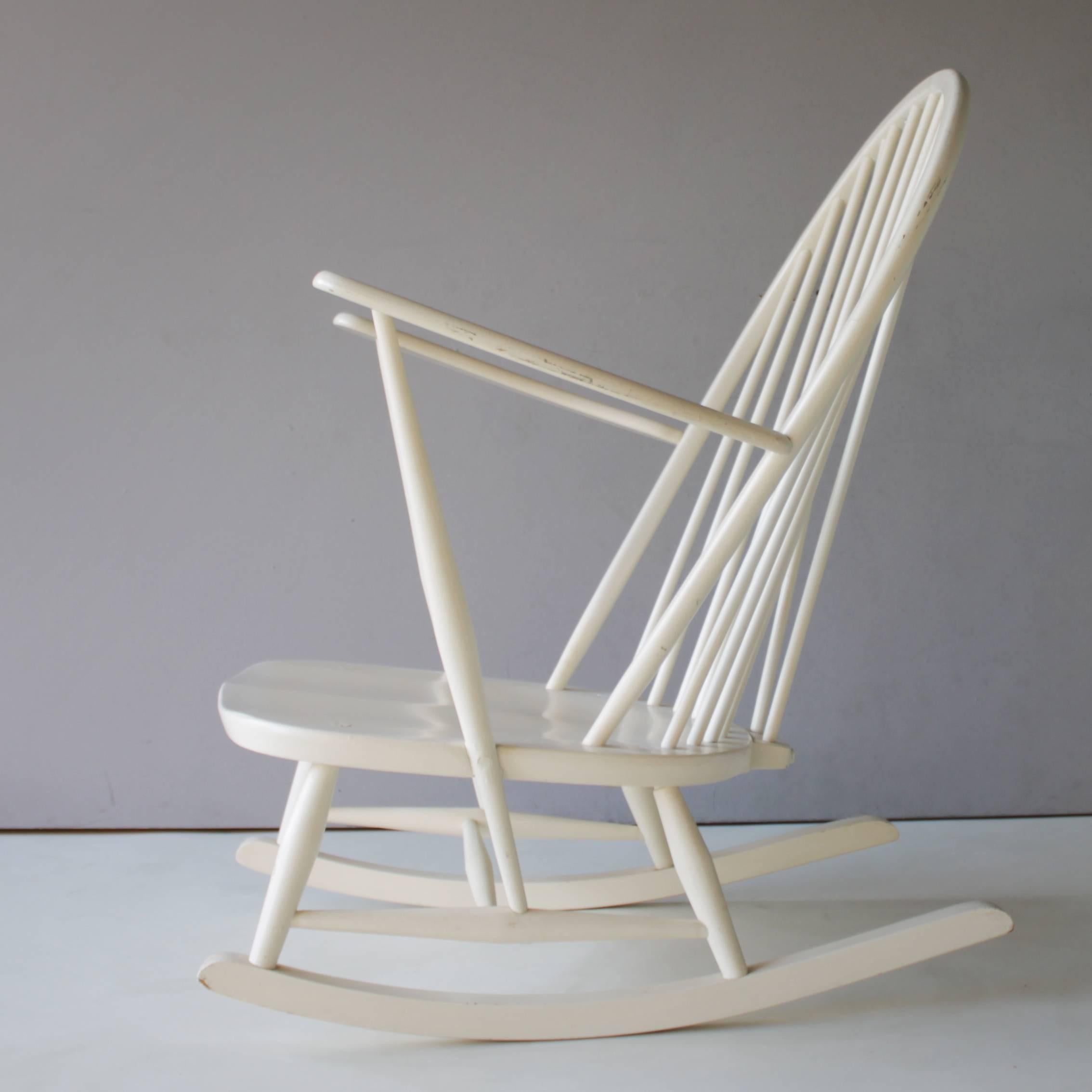 Mid-Century Modern Rocking Chair by Lucian Ercolani for Ercol For Sale
