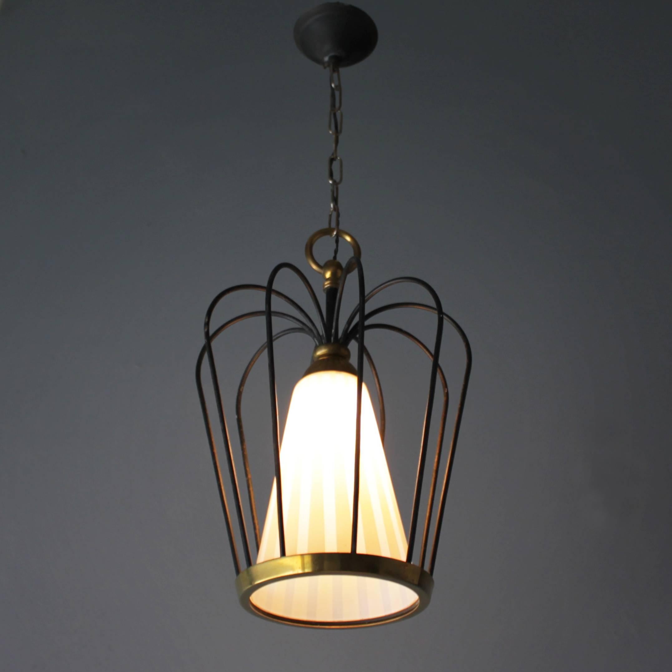 Lacquered Italian Pendant in the Style of Stilnovo