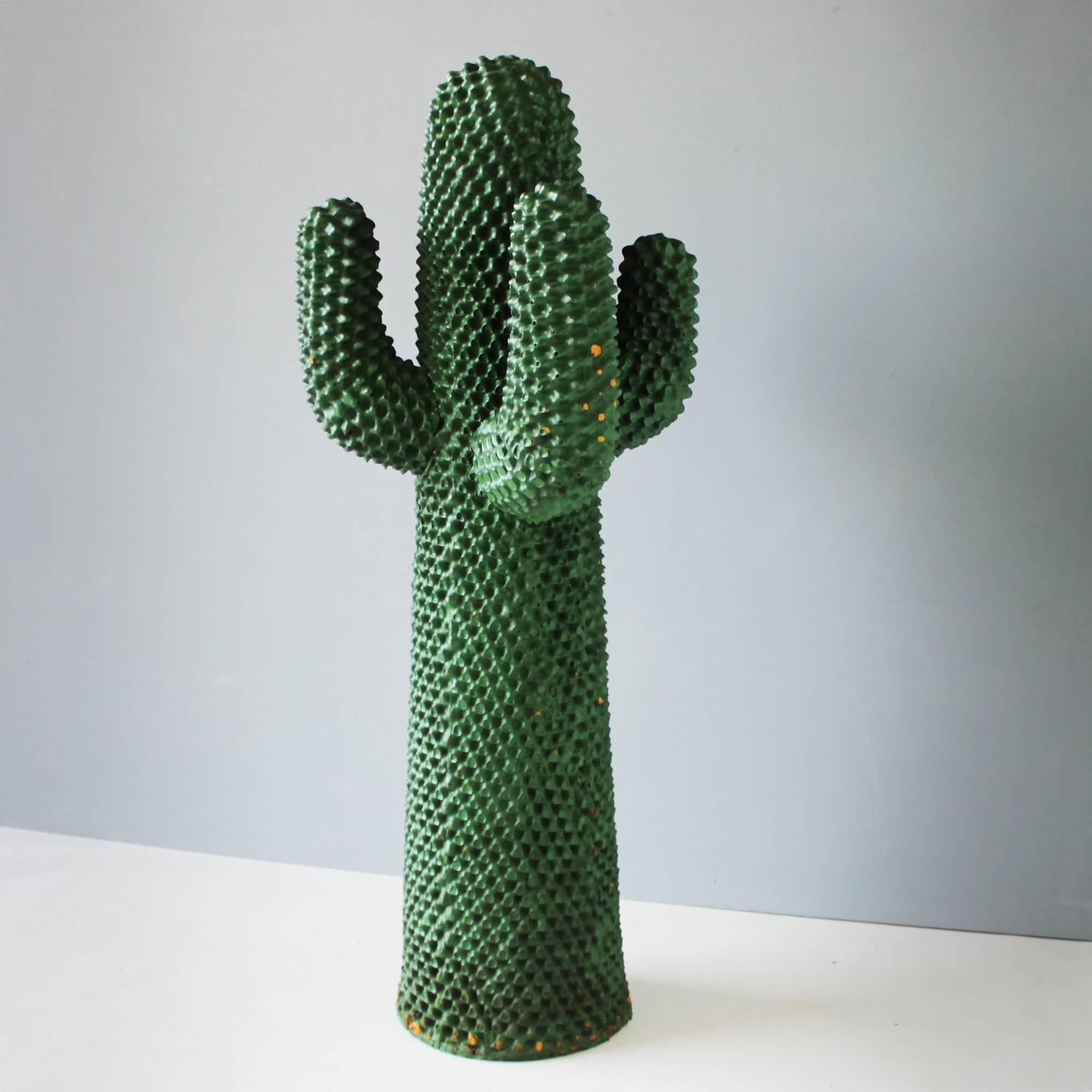 This is the original vintage coat hanger cactus, designed by Guido Drocco and Franco Mello for Gufram in 1968. Some wear and traces of ages, but in an overall good original condition with a beautiful patine.
The Gufram Cactus is included in several