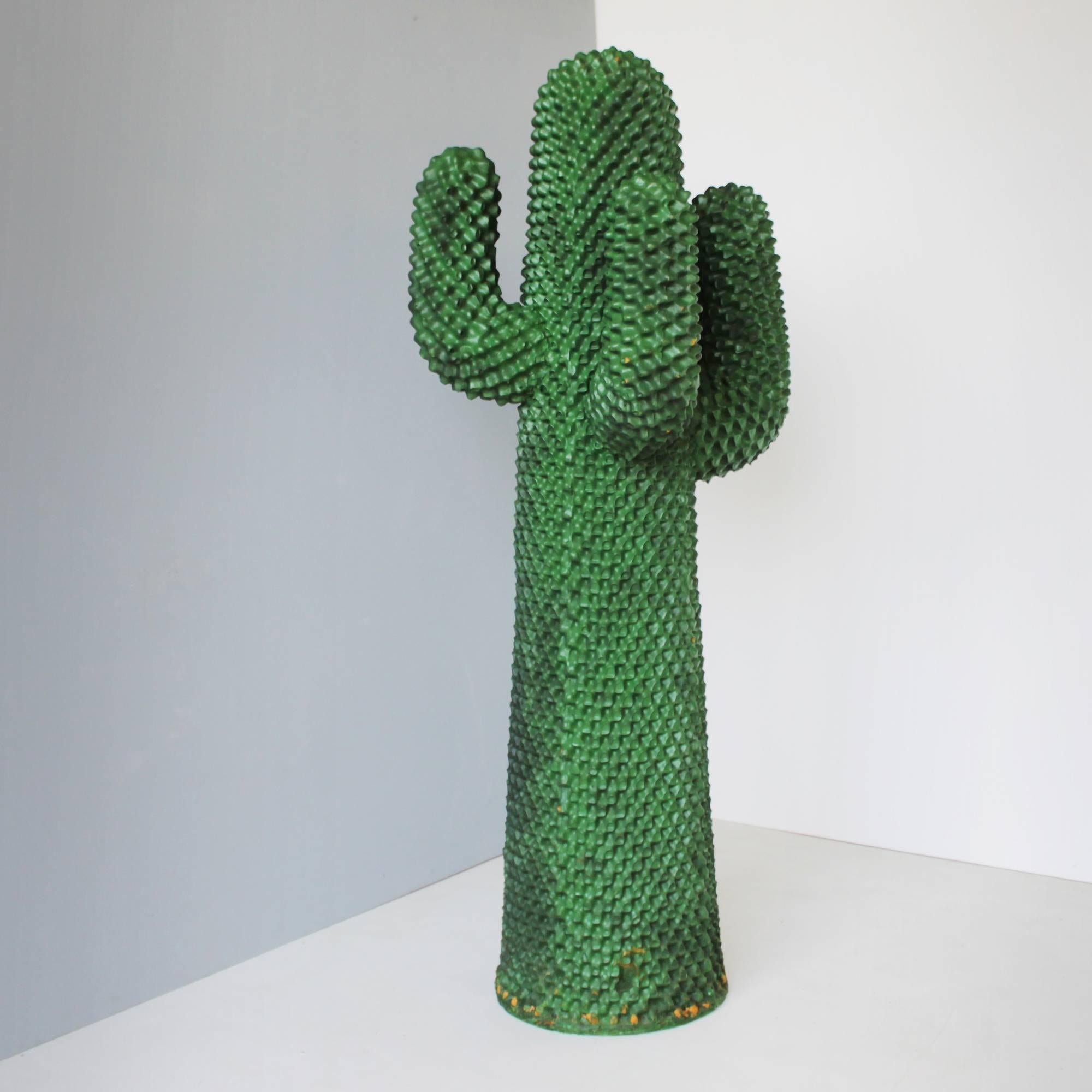 gufram cactus