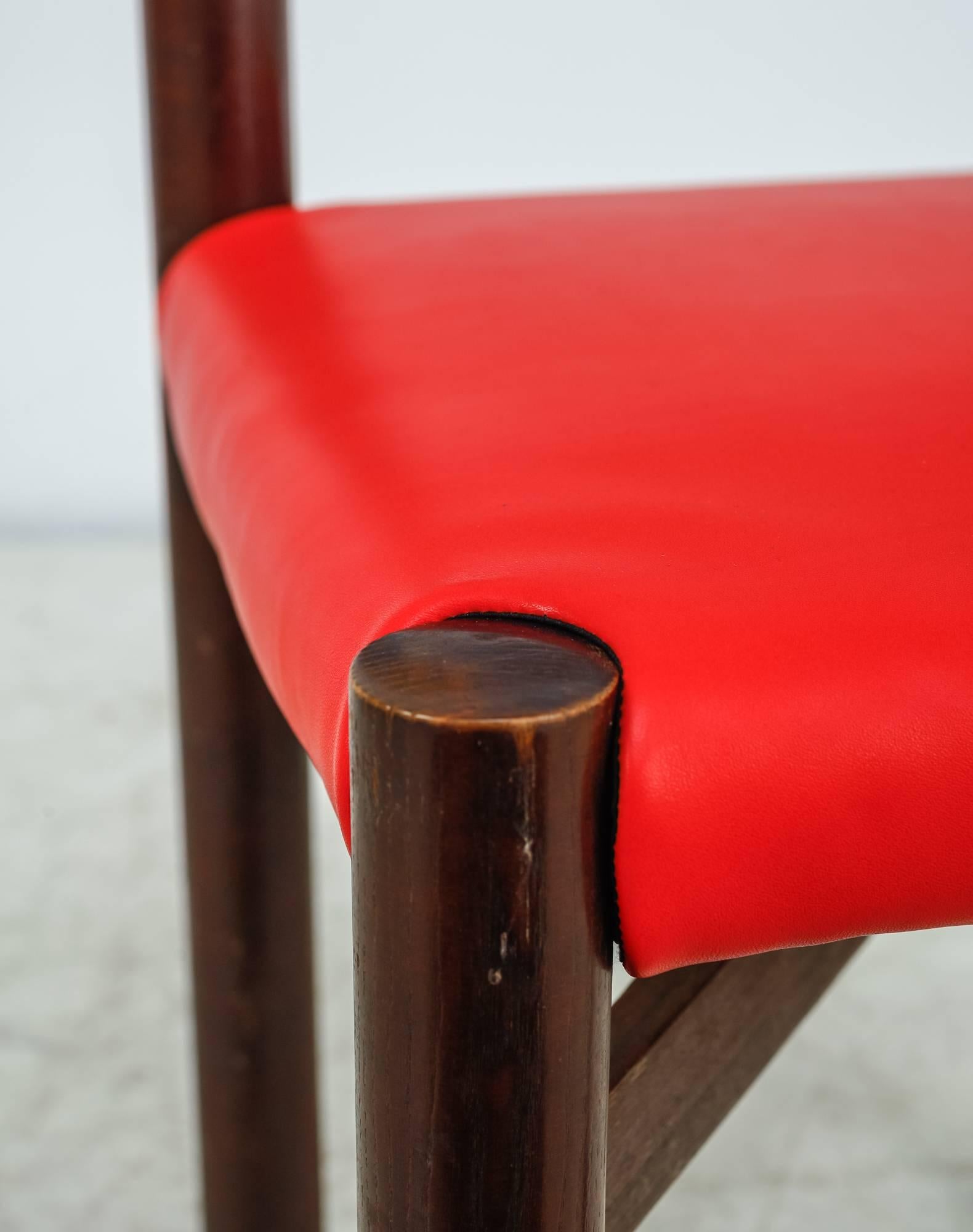 Charlotte Perriand Set of Four Courchevel Chairs with Red Leather, France, 1960s In Excellent Condition For Sale In Maastricht, NL