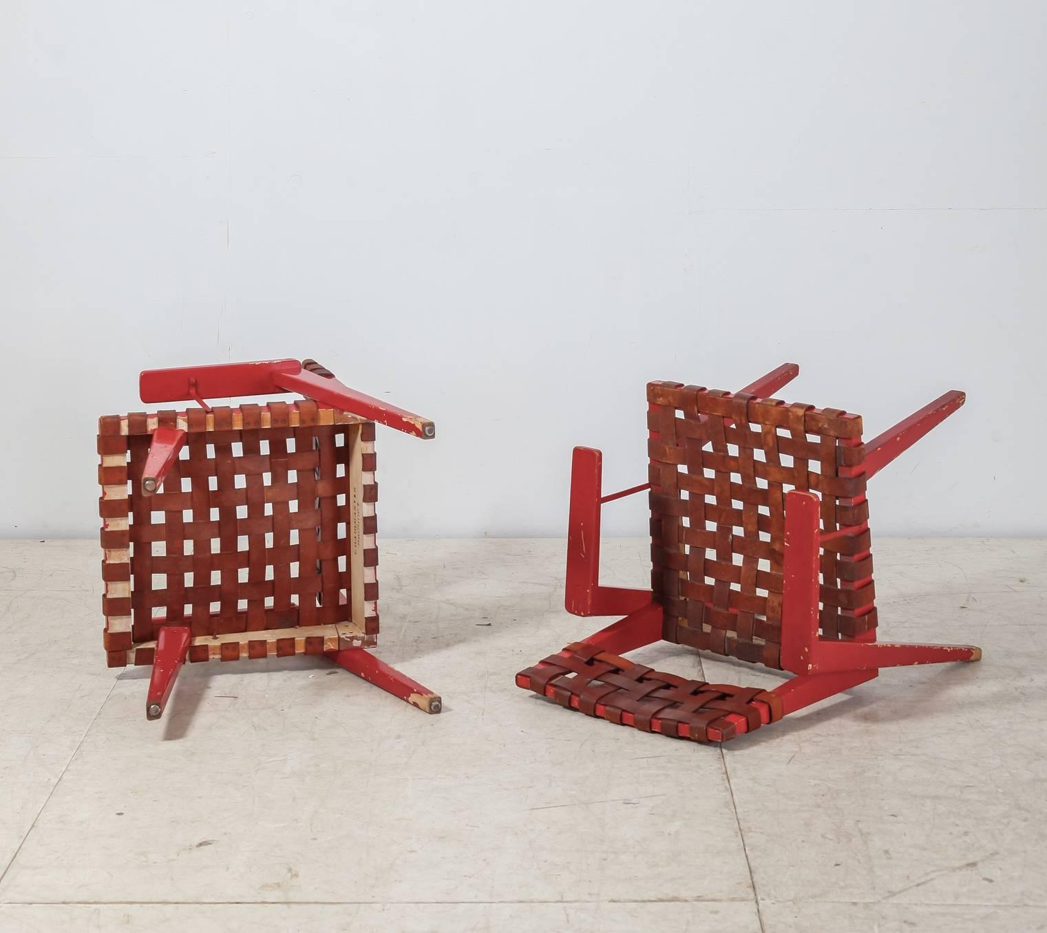 Mid-Century Modern Leather Webbed Chairmaster Chairs with Red Lacquered Frame, USA, 1950s For Sale