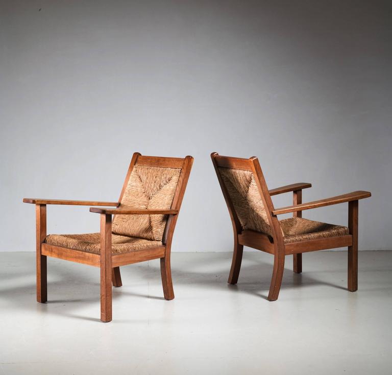 Pair Of Willi Ohler Chairs In Oak And Original Rush Germany 1920s A Pair Of Worpsweder Chairs Designed By Willi Ohler In The 1920s Execution Was