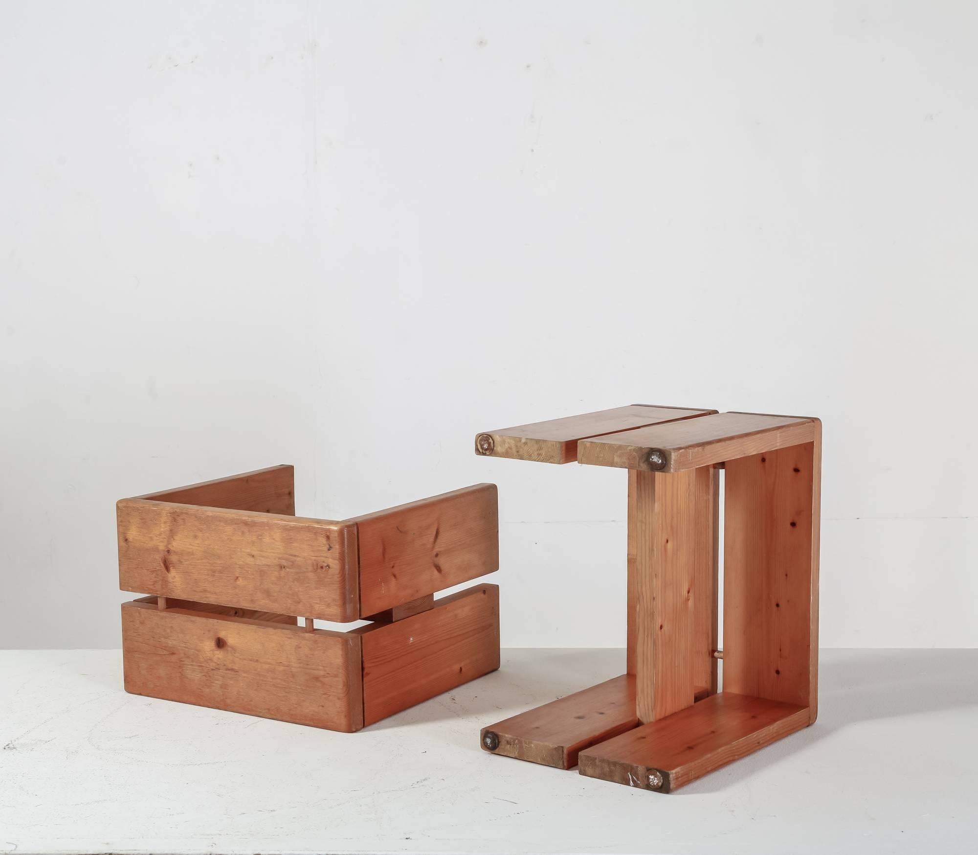 Mid-Century Modern Charlotte Perriand Pair of Rectangular Pine Stools, France, 1960s For Sale