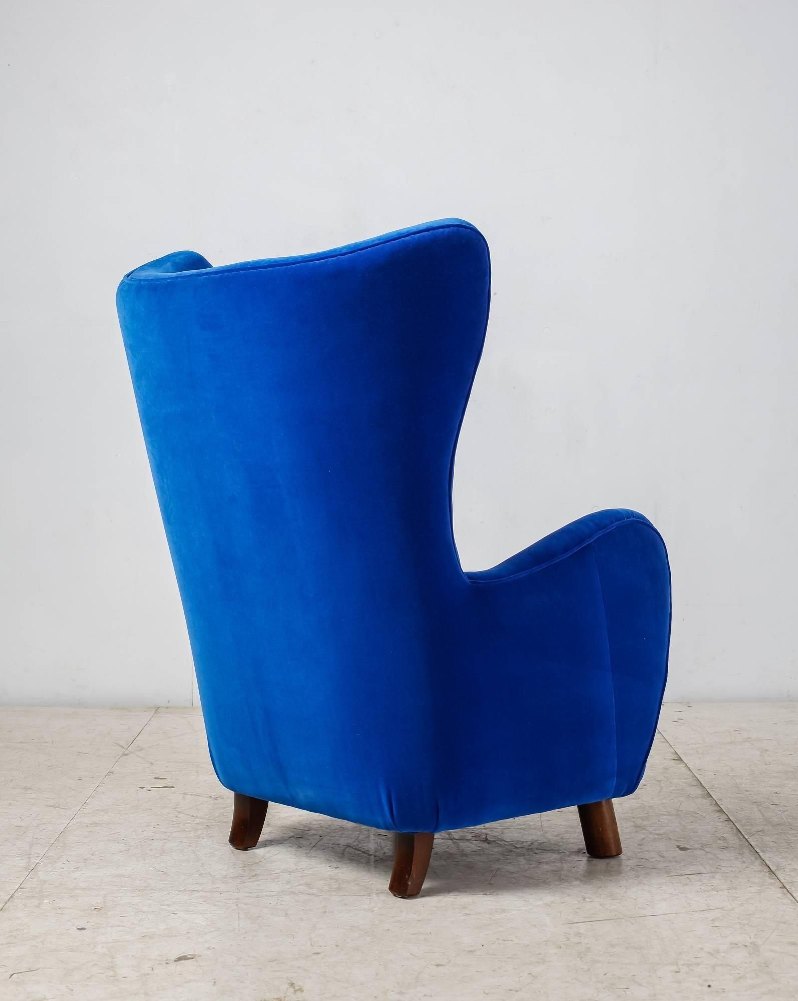 Scandinavian Modern Mogens Lassen Attributed Wingback Lounge Chair, Denmark, 1940s For Sale