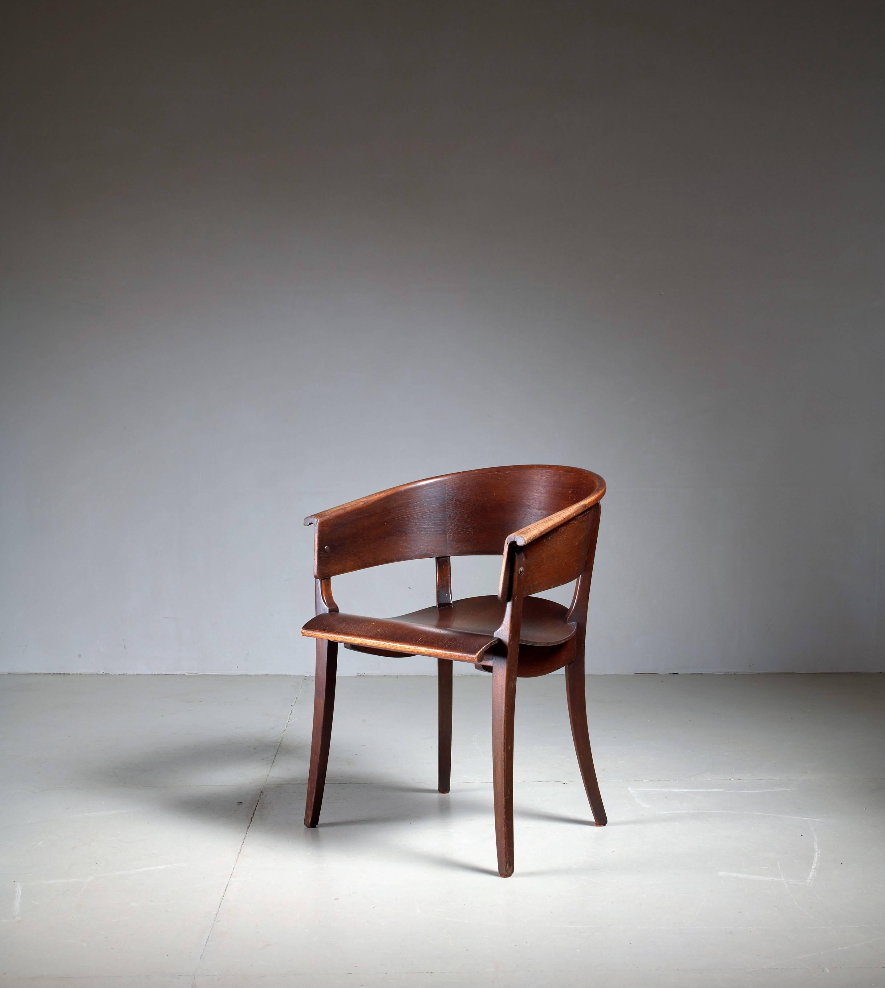 Early 20th Century Ernst Rockhausen Bauhaus Style Plywood and Oak Chair, Germany, circa 1928 For Sale