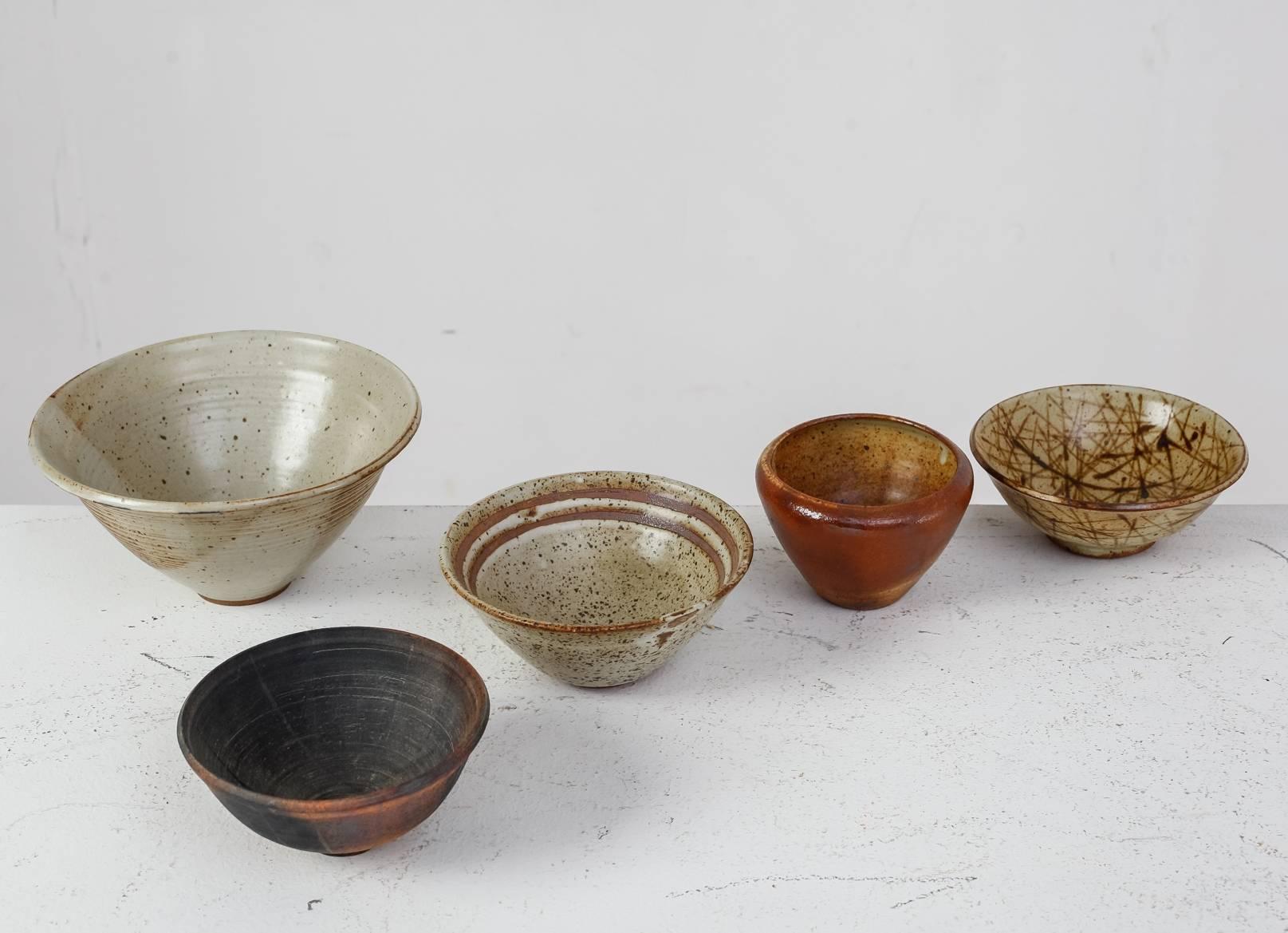 A set of five bowls by French ceramist Franco Agnese.
The pieces have different sizes: The largest bowl has a diameter of 22.5 cm (9