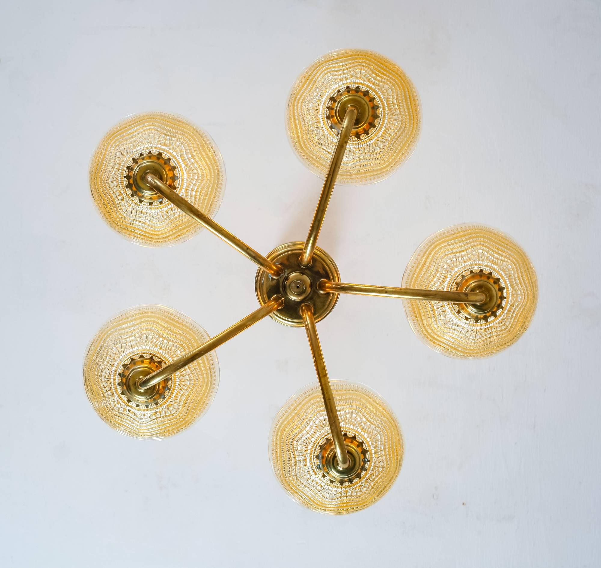 Pressed Orrefors Brass and Yellow Glass Five-Arm Chandelier, Sweden, 1940s For Sale