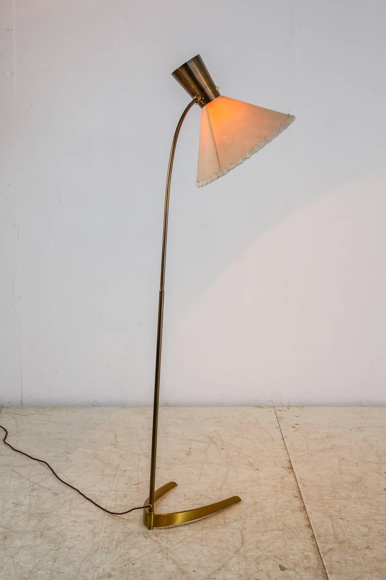 Mid-Century Modern Brass Floor Lamp with Diabolo Hood, Austria, 1950s For Sale