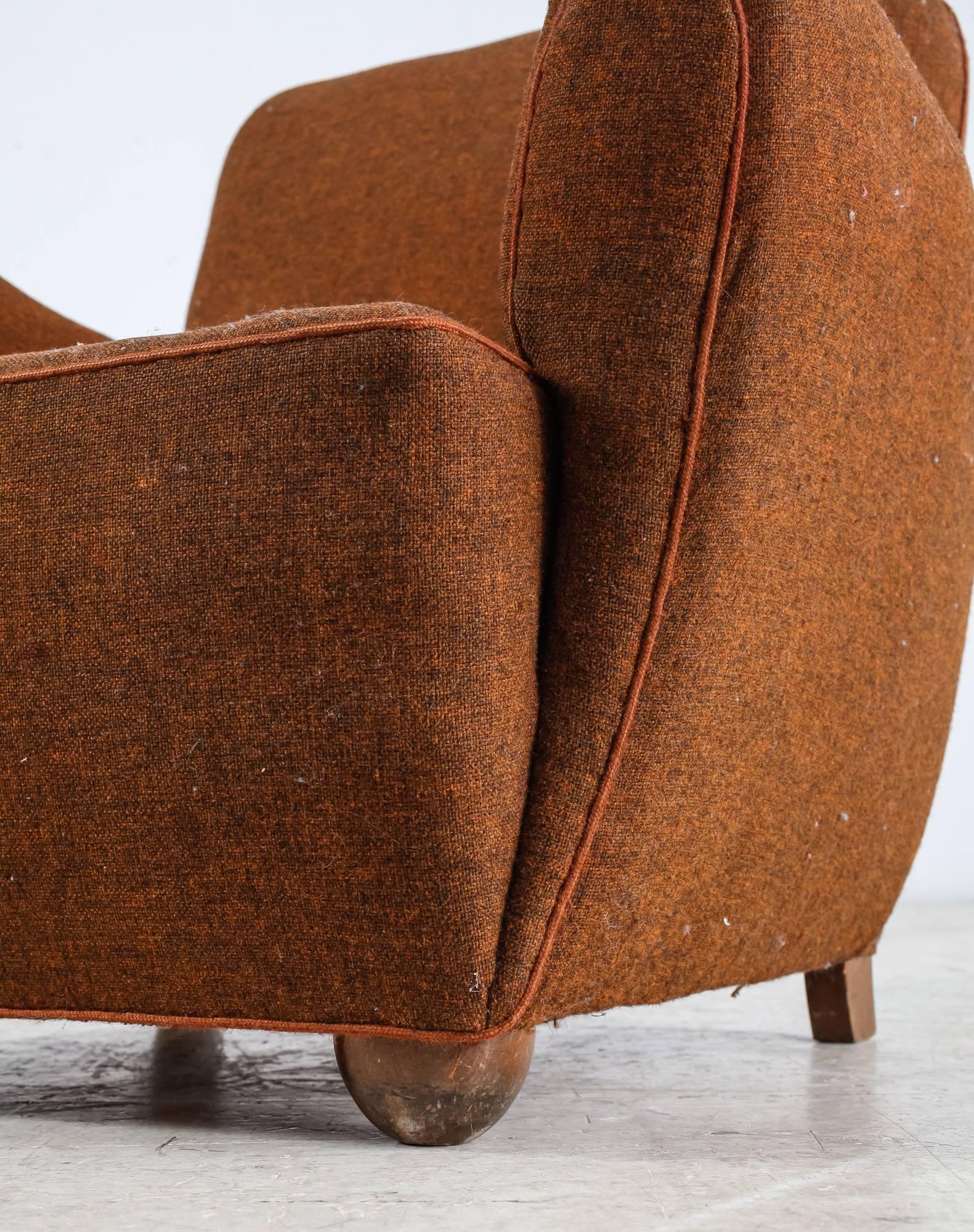 Pair of Danish Lounge Chairs with Brown Upholstery, 1940s For Sale 1