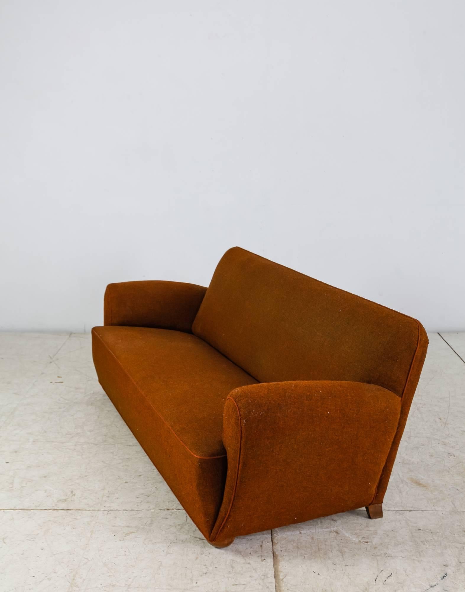 Scandinavian Modern Danish Rounded Three-Seat Sofa with Brown Wool Upholstery, 1940s For Sale