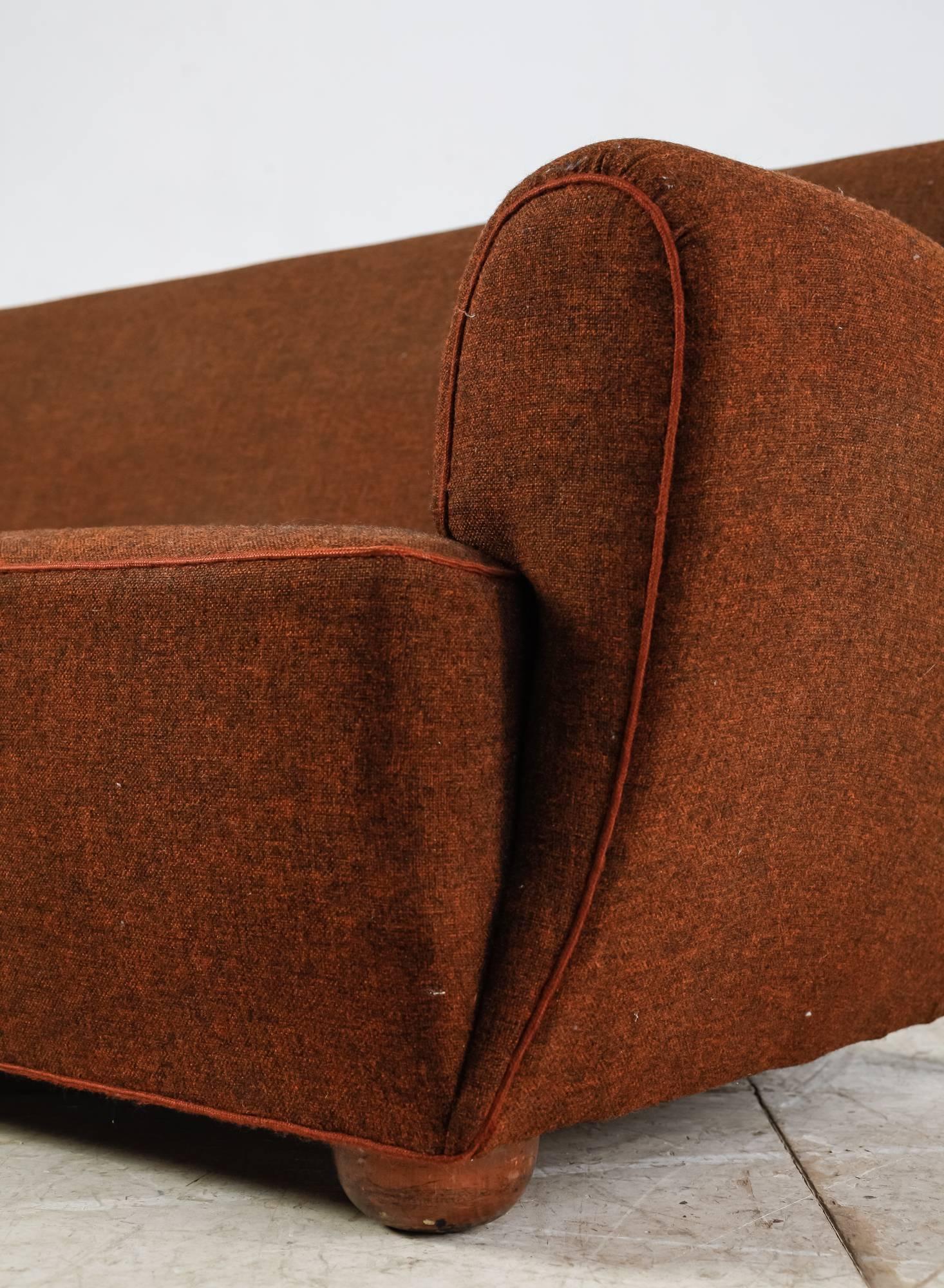 Danish Rounded Three-Seat Sofa with Brown Wool Upholstery, 1940s For Sale 3