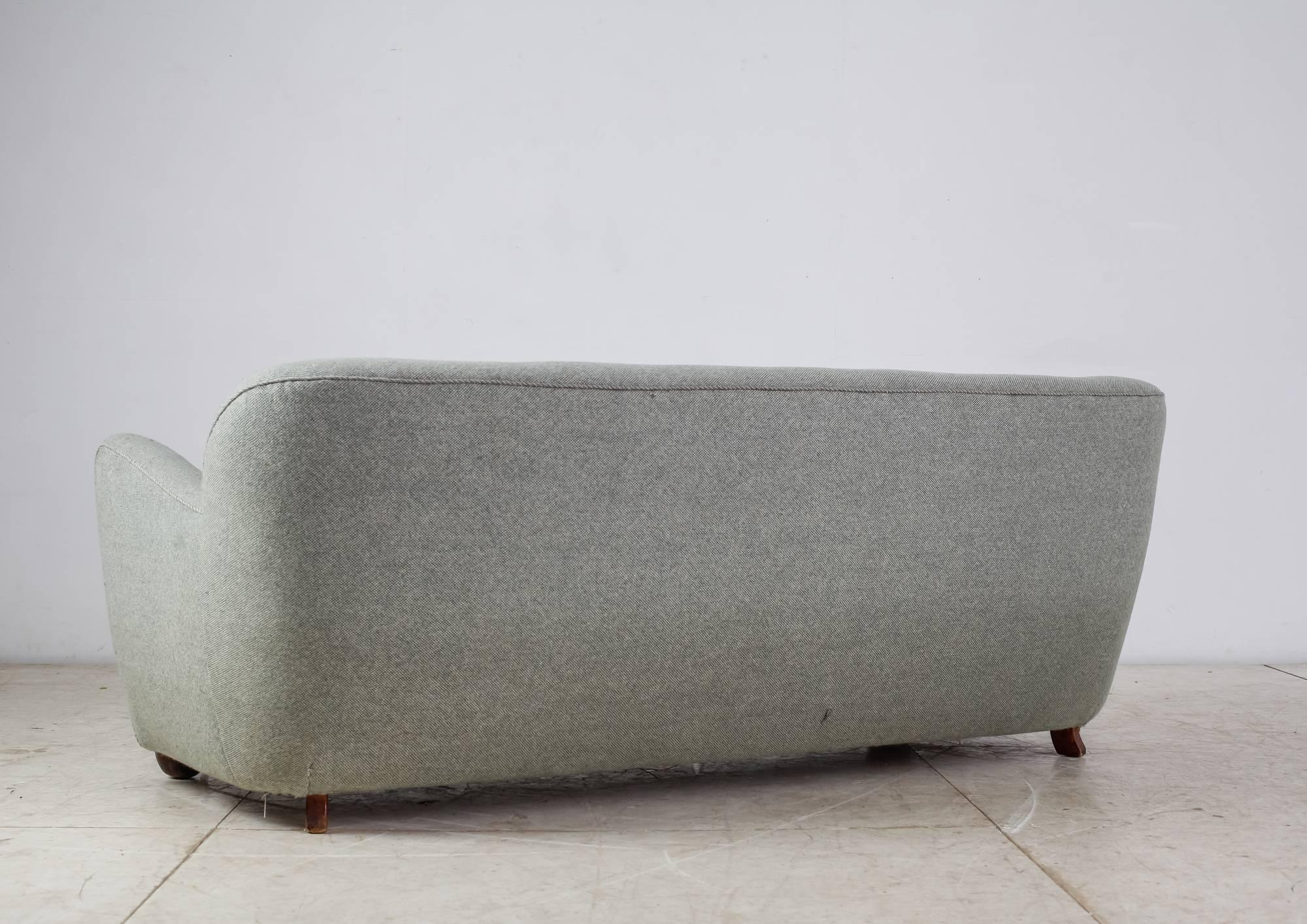 Curved Three-Seat Sofa with Light Blue Fabric Upholstery, Denmark, 1930s In Good Condition For Sale In Maastricht, NL