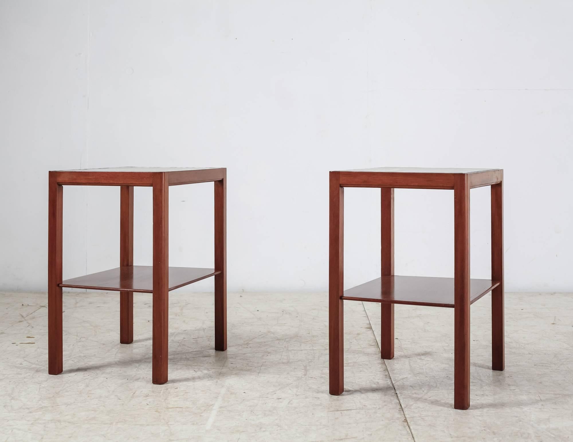 Scandinavian Modern Thorald Madsen Pair of Mahogany Side Tables with Glass Top, Denmark, 1930s For Sale