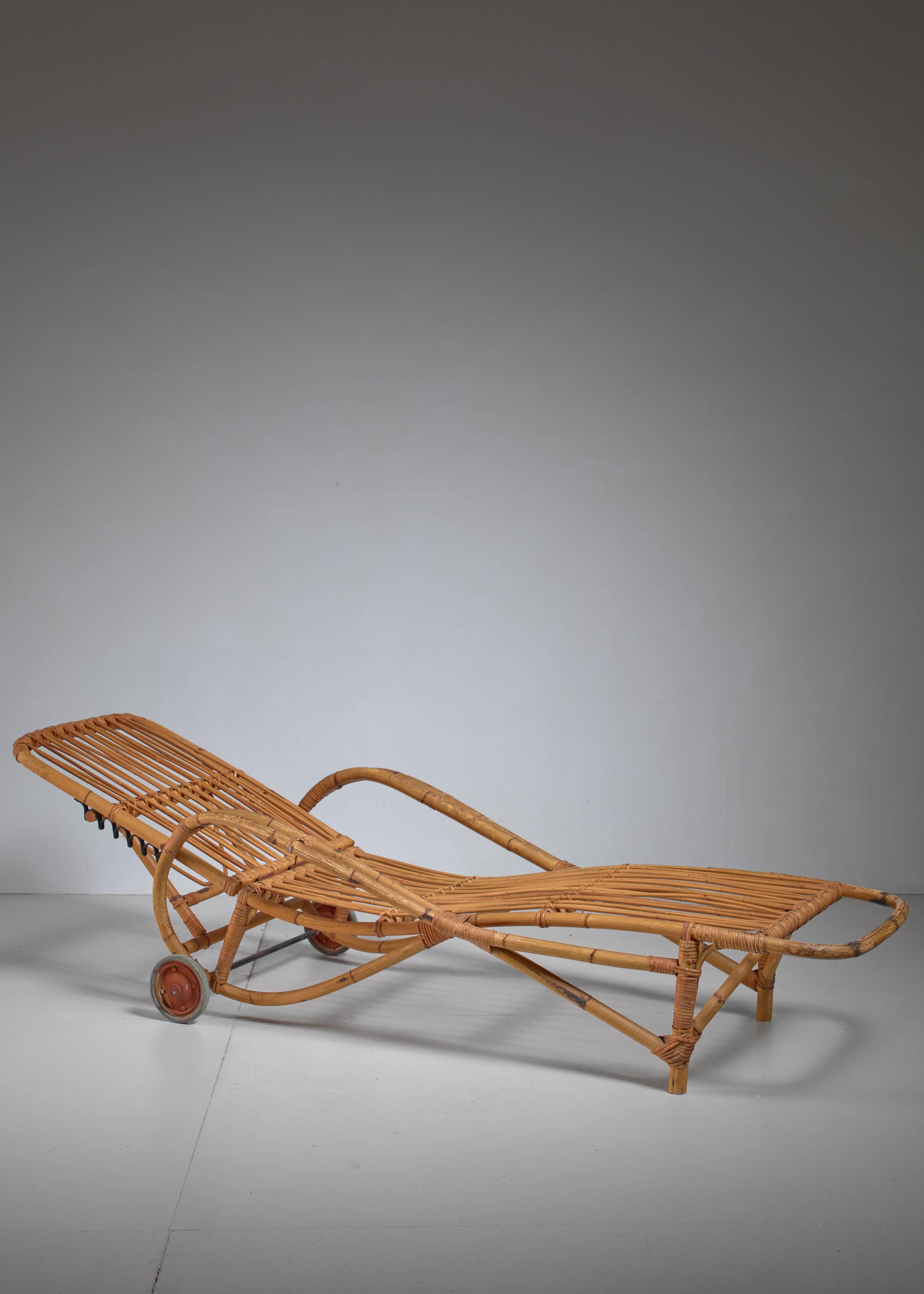 chaise bamboo