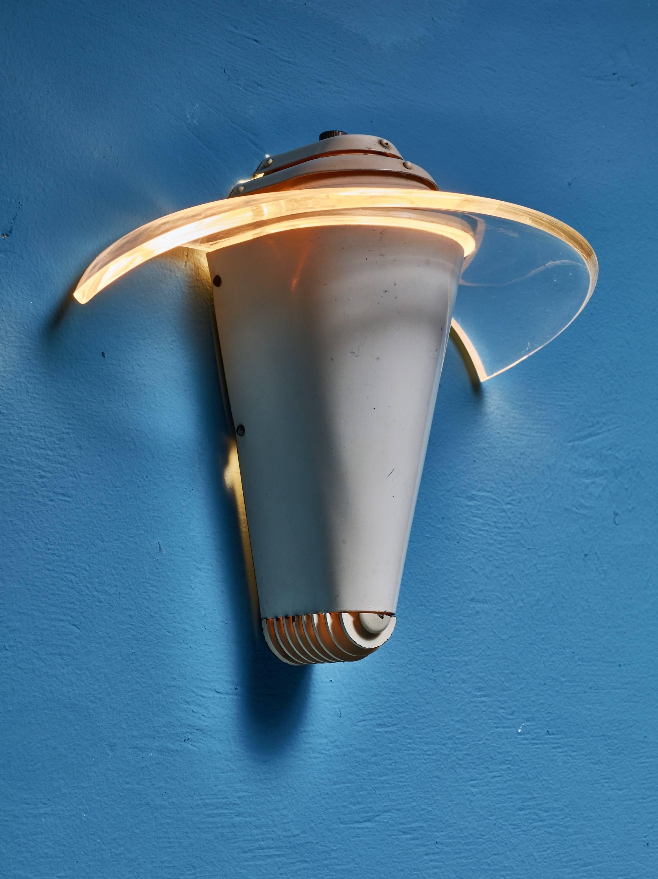 Modern Pair of Eralite MFG Metal and Plexiglass Wall Lamps, England, 1940s
