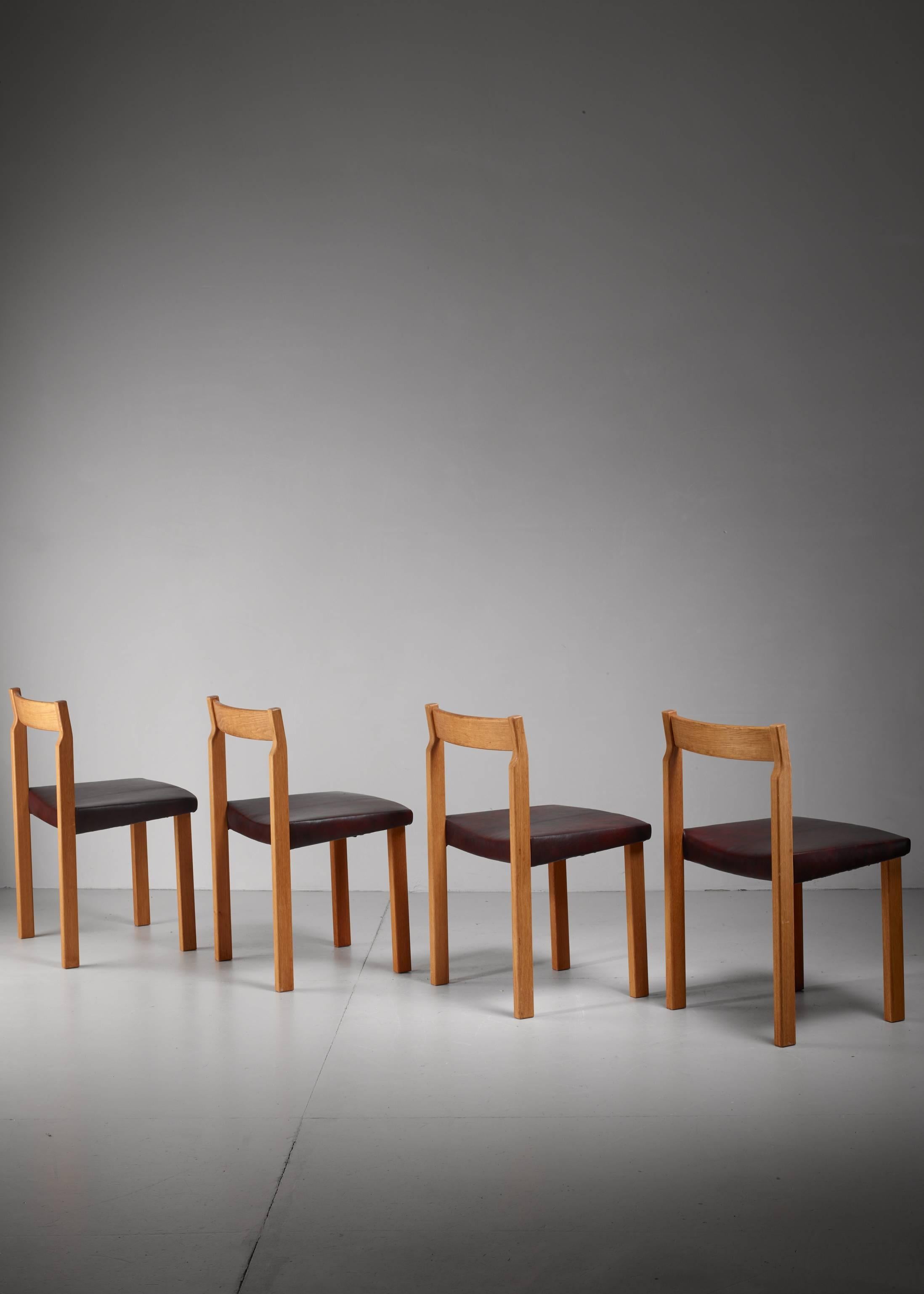 Scandinavian Modern Olavi Hanninen Set of Four 'Tuomas' Dining Chairs, Finland, 1950s For Sale