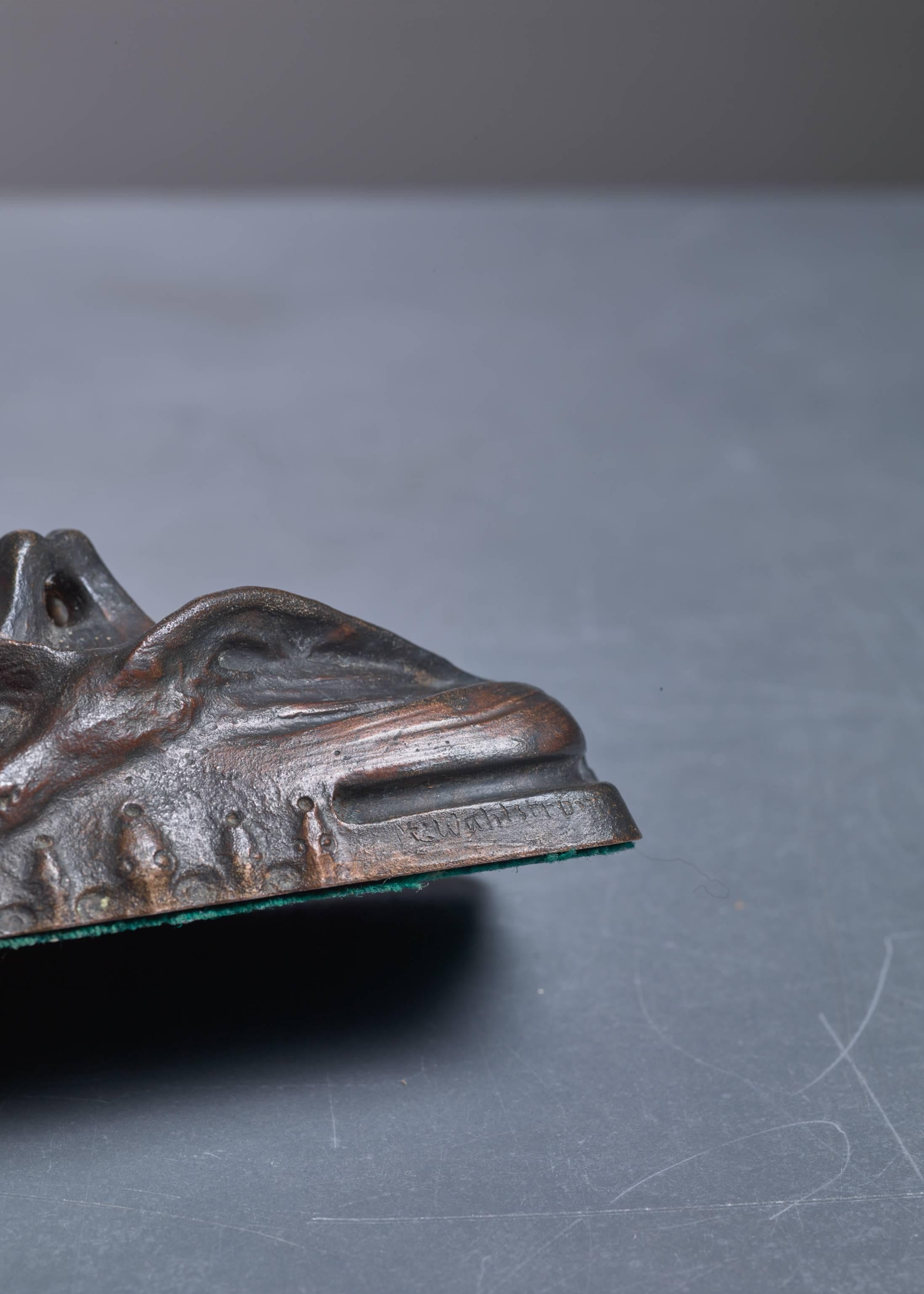 Hugo Elmqvist Patinated Bronze Paperweight, Sweden, 1900s For Sale 1