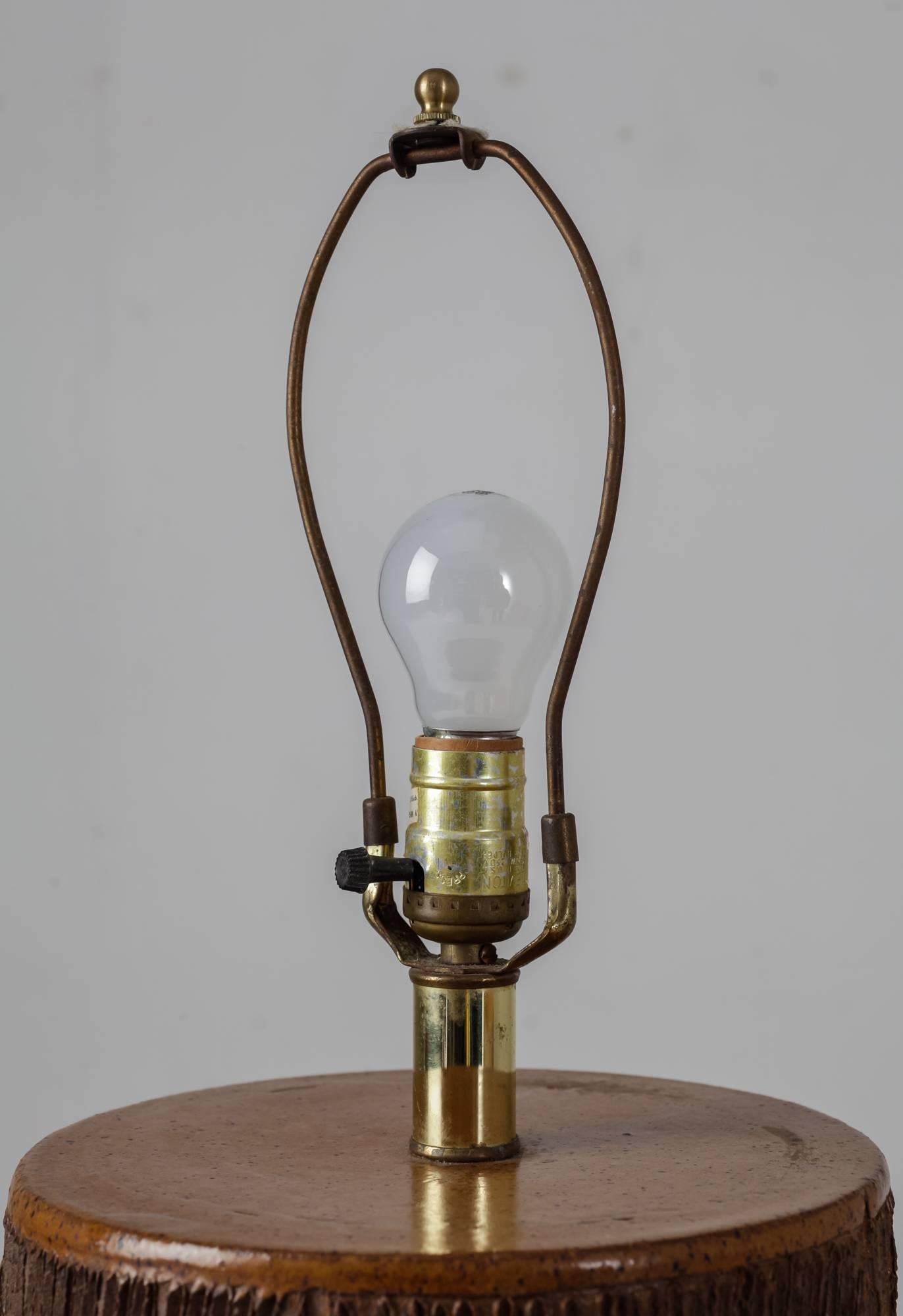 David Cressey Brown Ceramic Sunburst Table Lamp, American, 1970s For Sale 1