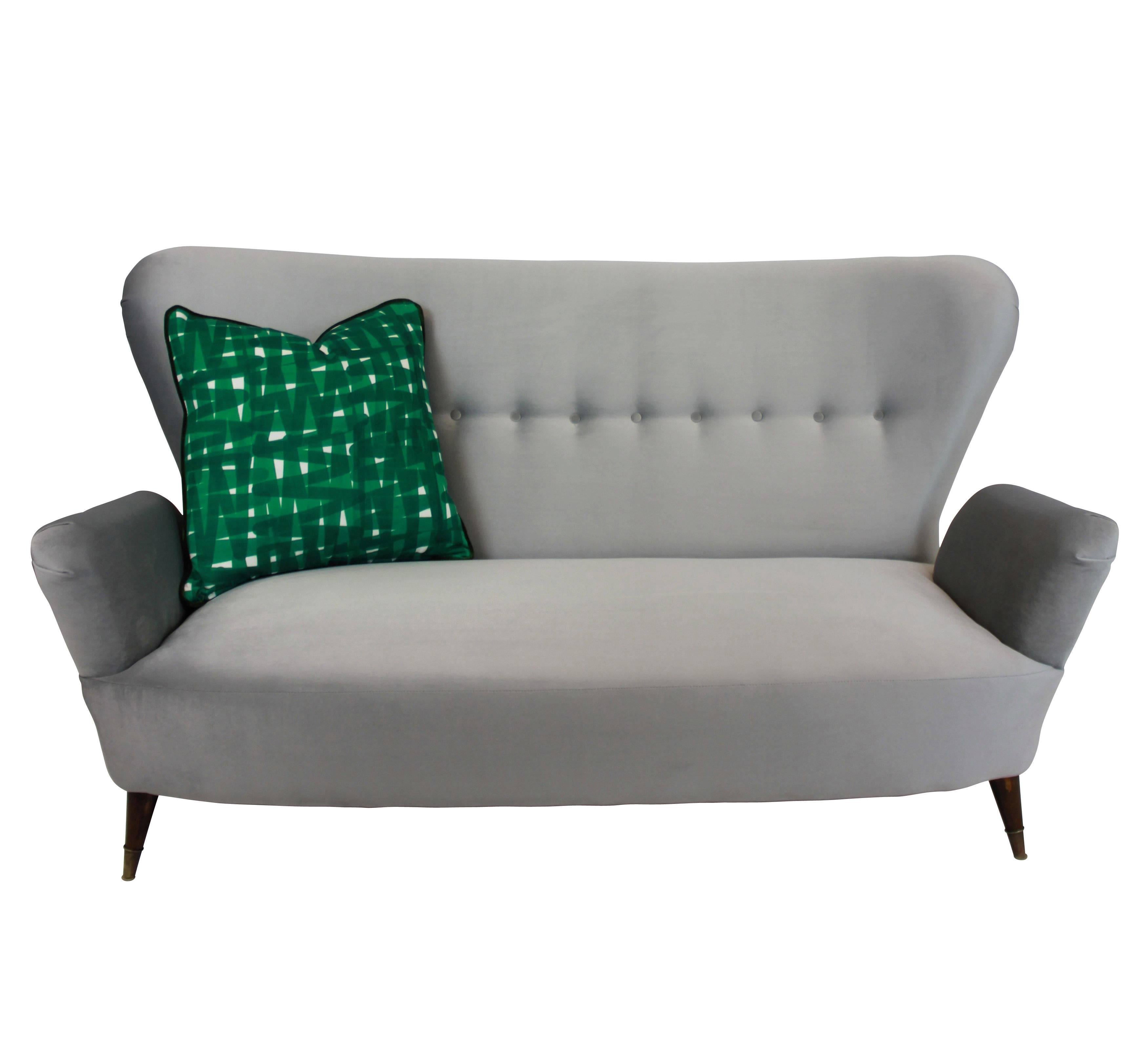 Stylish Midcentury Italian Settee In Excellent Condition In London, GB