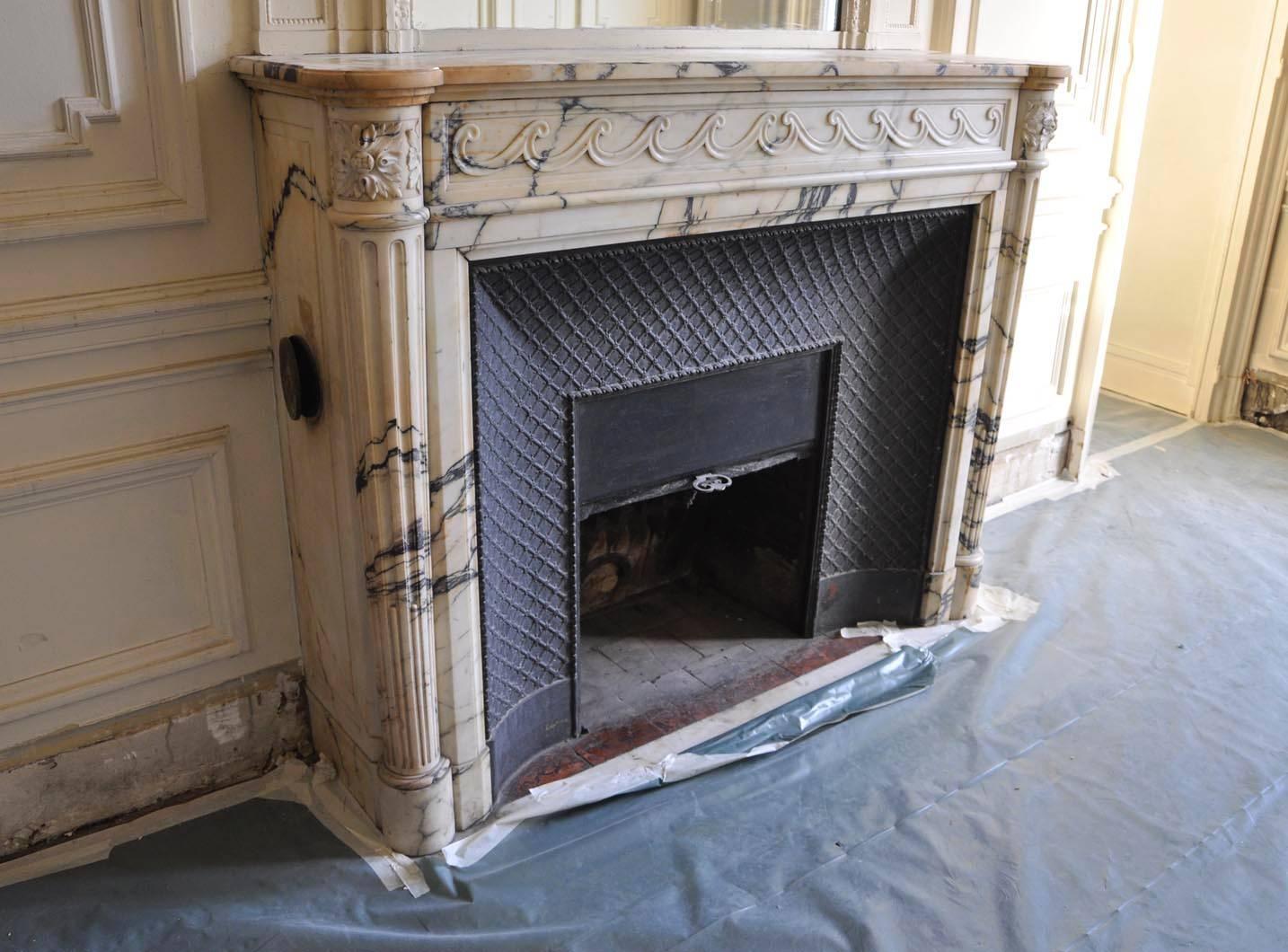 Louis XVI Style Fireplace with Half Columns, 19th Century For Sale 1