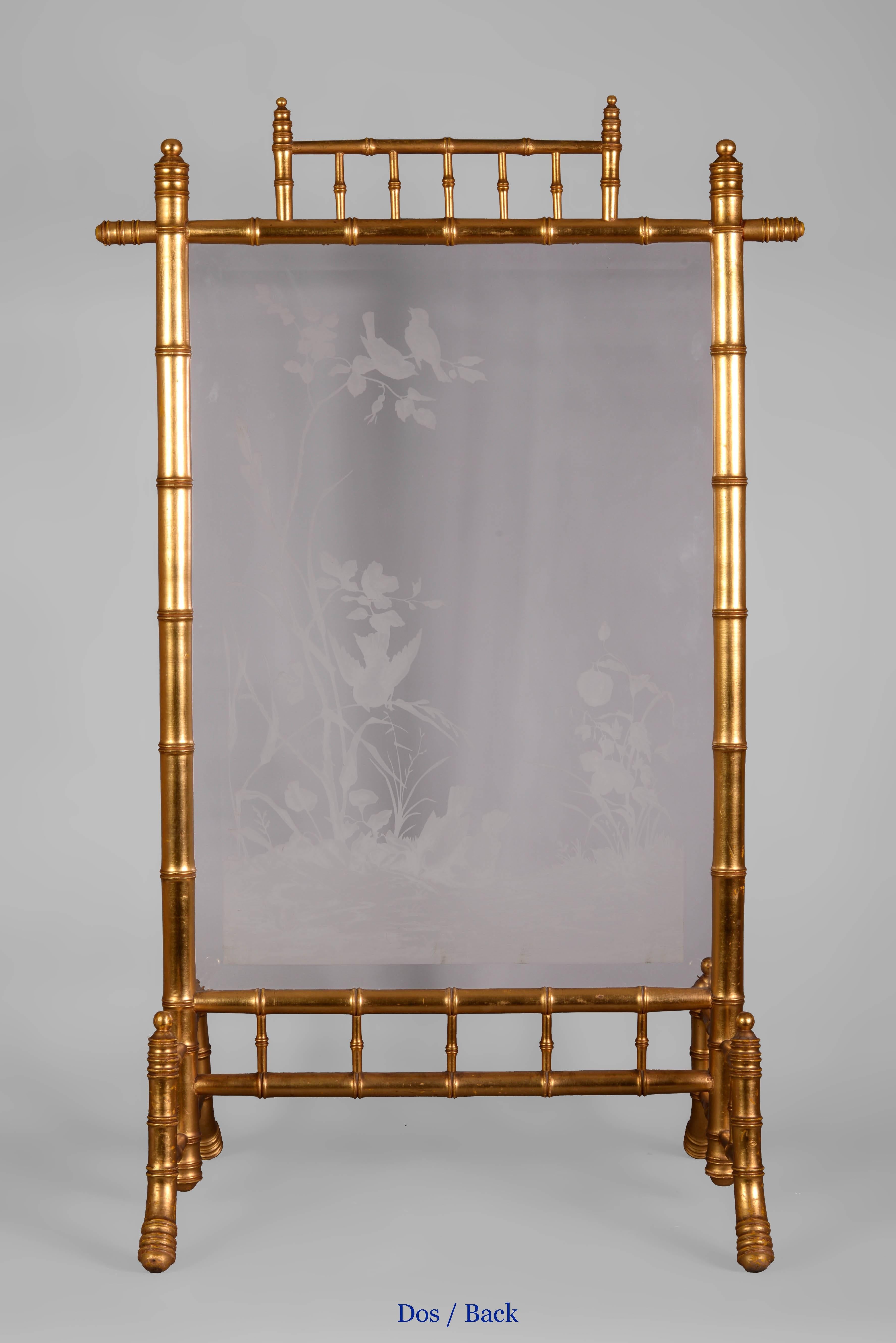 Japanese Style Fire Screen in Gilt Bronze in Imitation of Bamboo, Engraved Glass For Sale 3