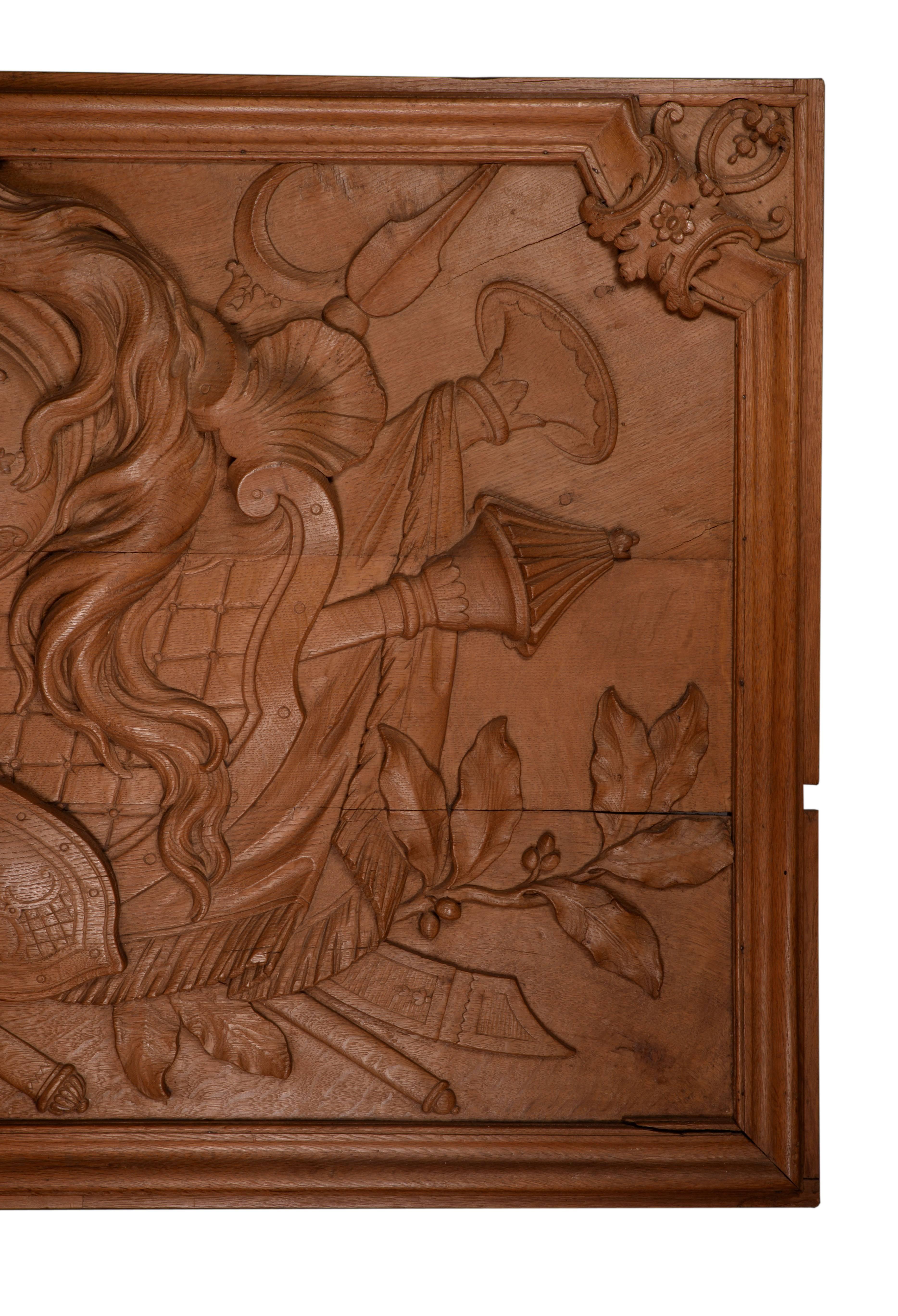 Carved Oakwood Panel Decorated with Trophies of Arms, 19th Century For Sale 2