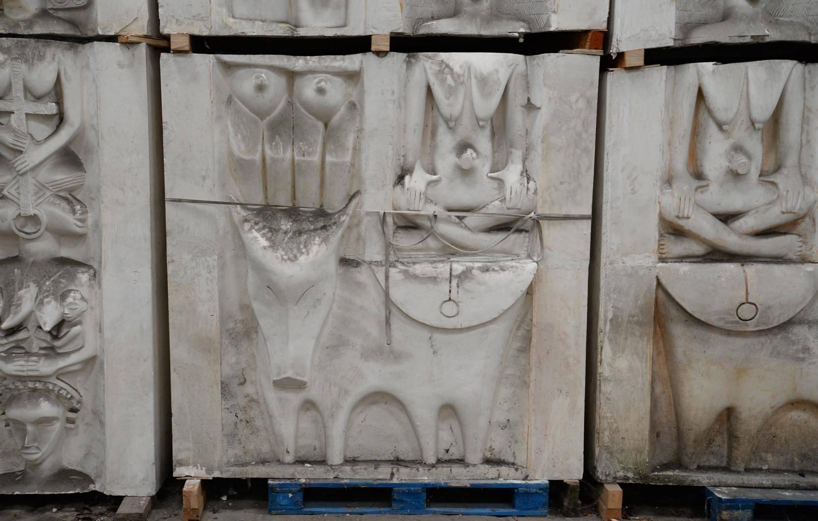 Tribal Ethnic Style Monumental Decorative Elements in Plaster, 20th Century For Sale