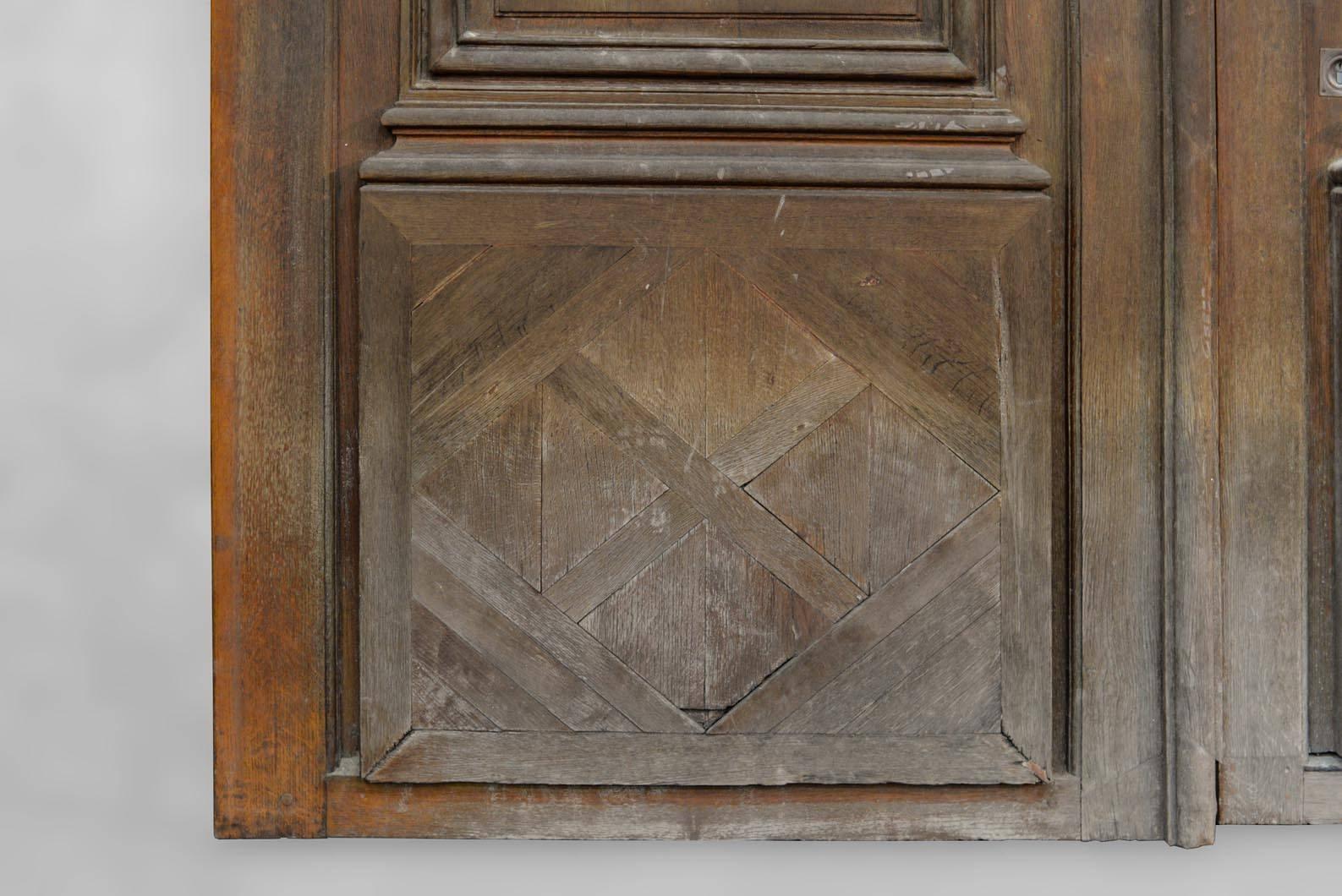 Double Door from an Haussmannian Building in Oakwood, Late 19th Century For Sale 1