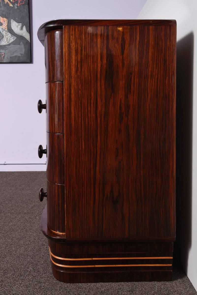 Art Deco Chest of Drawers 3