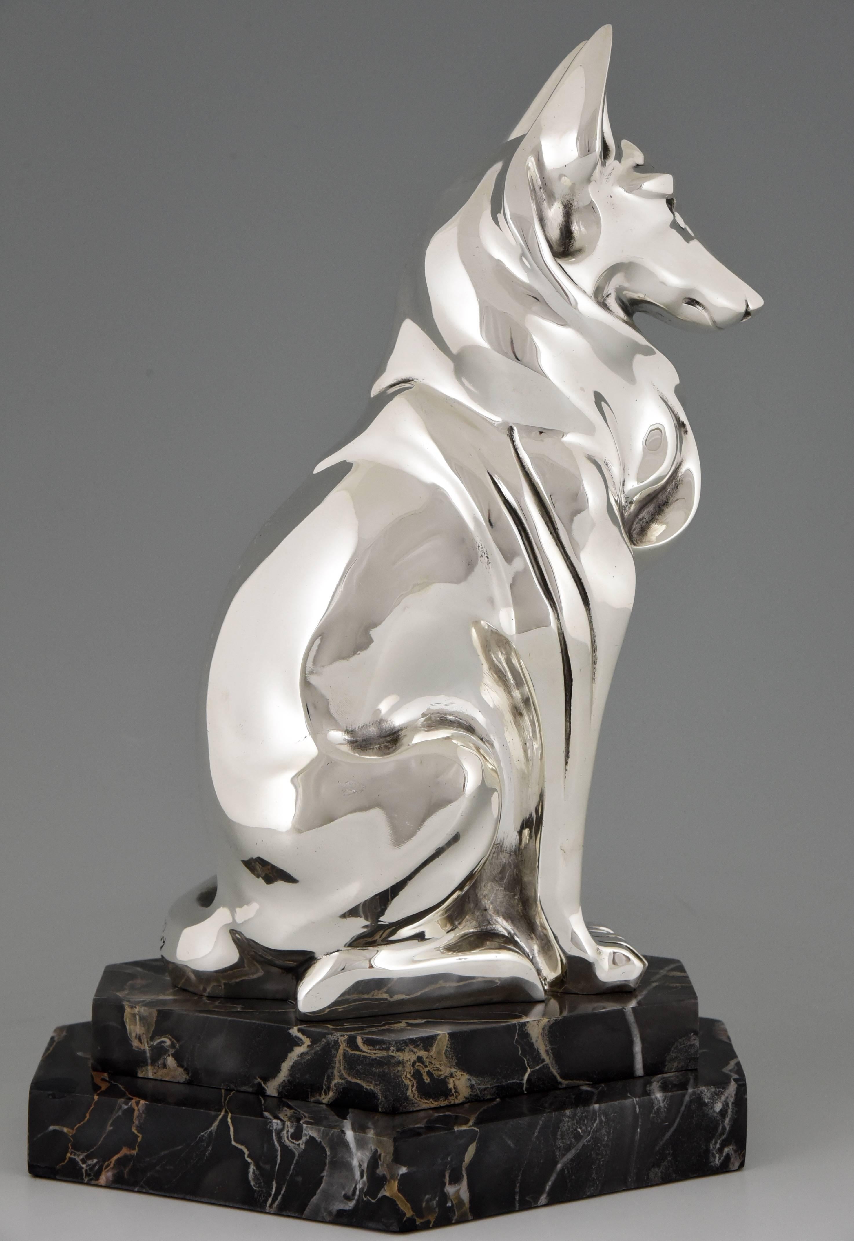 French Art Deco Silvered Bronze Dog Sculpture by H. Petrilly, 1930 1