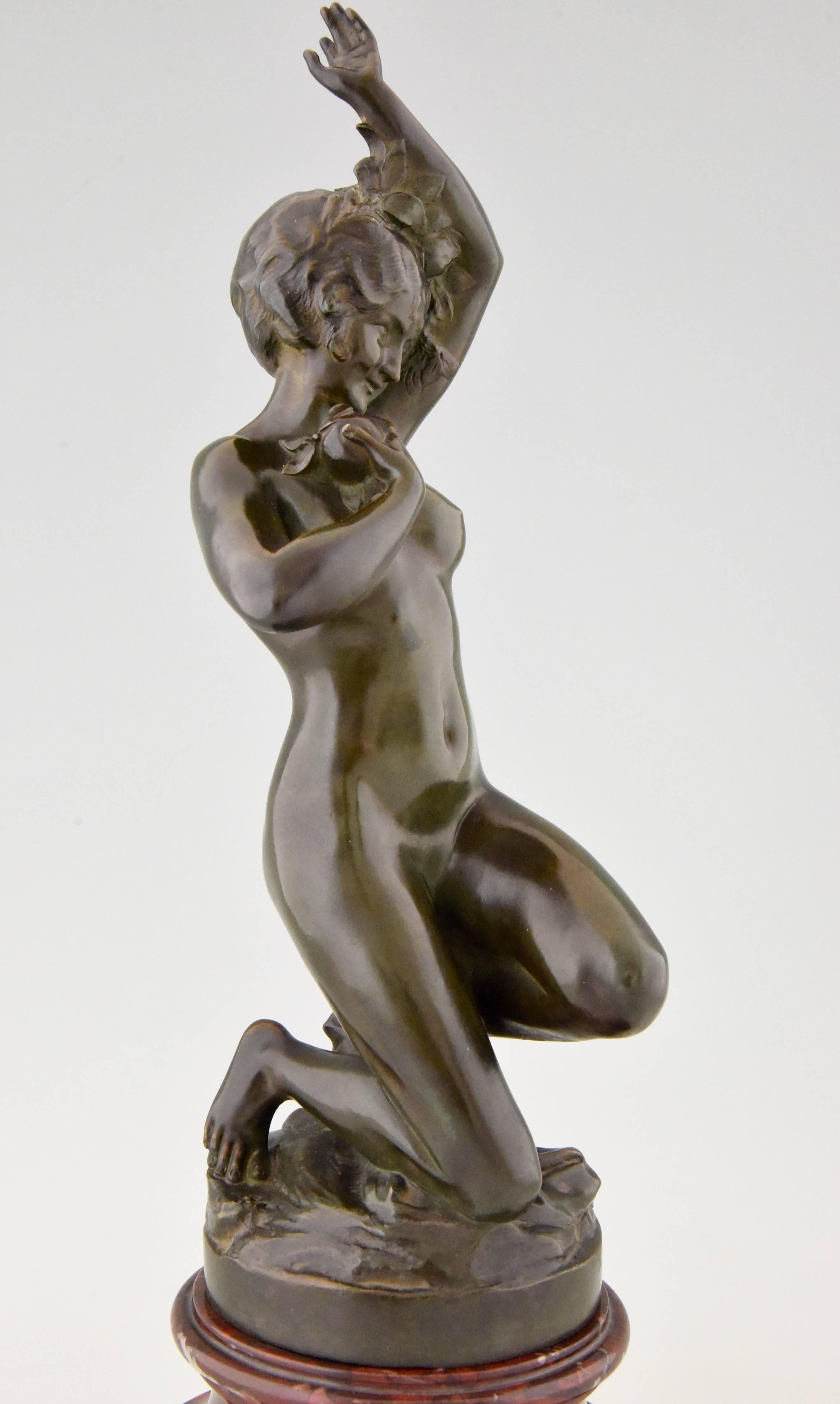 Art Nouveau Bronze sculpture of a Nude by J. Dunach, 1900 France In Excellent Condition In Antwerp, BE