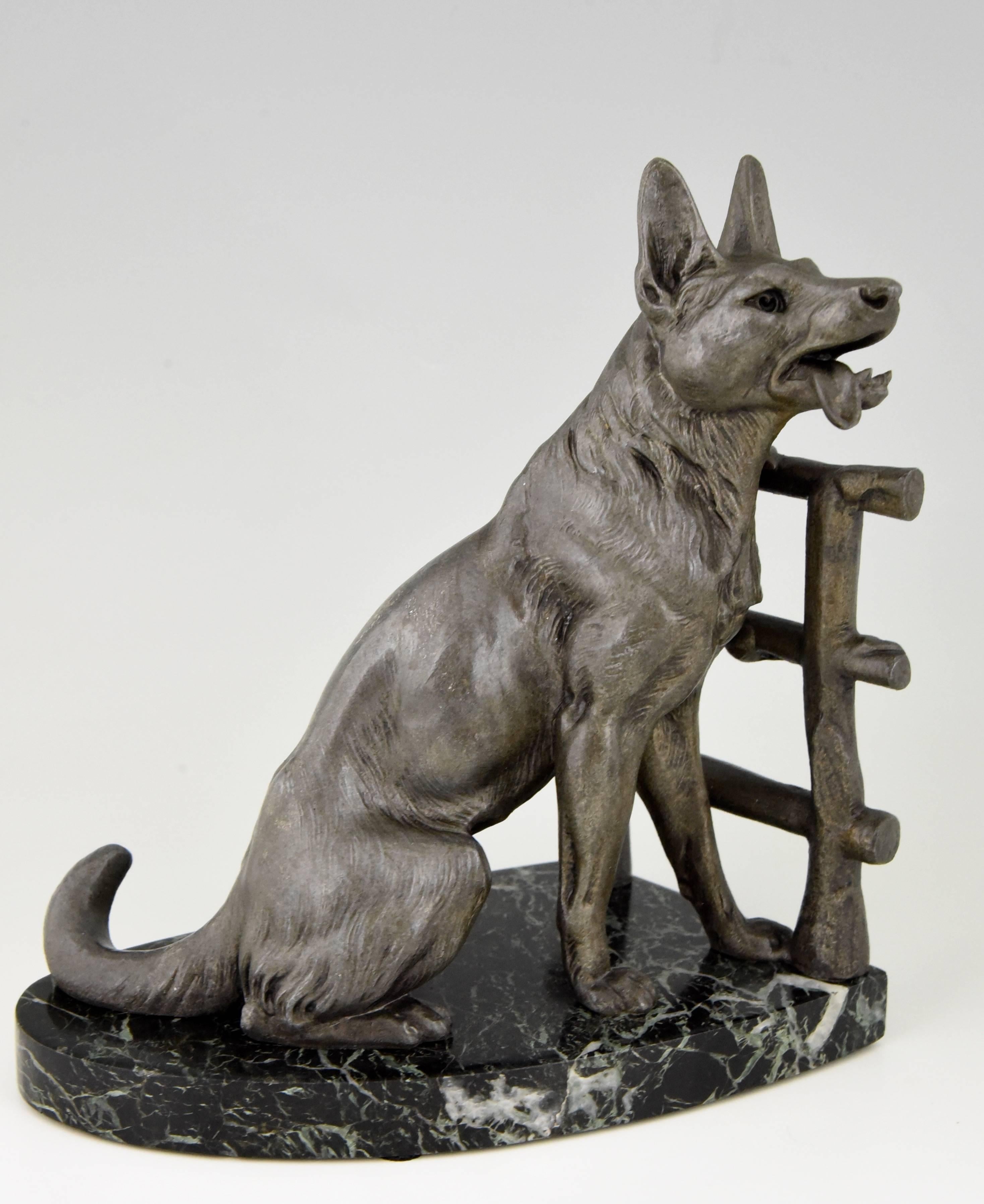 20th Century Art Deco German Shepherd Dog Bookends by Carvin, 1930 France
