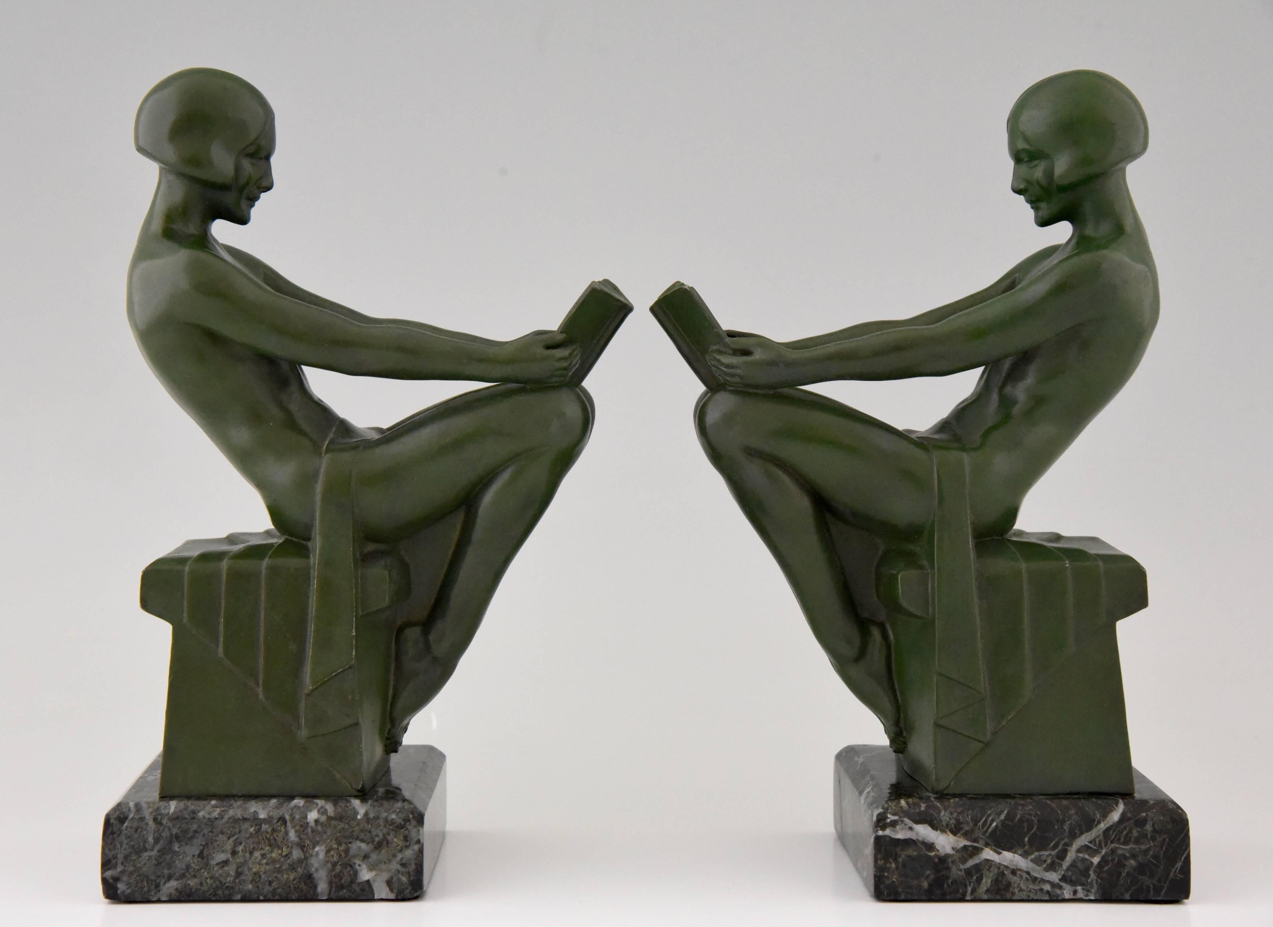 French Art Deco Bookends Reading Nudes by Max Le Verrier, 1930 In Excellent Condition In Antwerp, BE