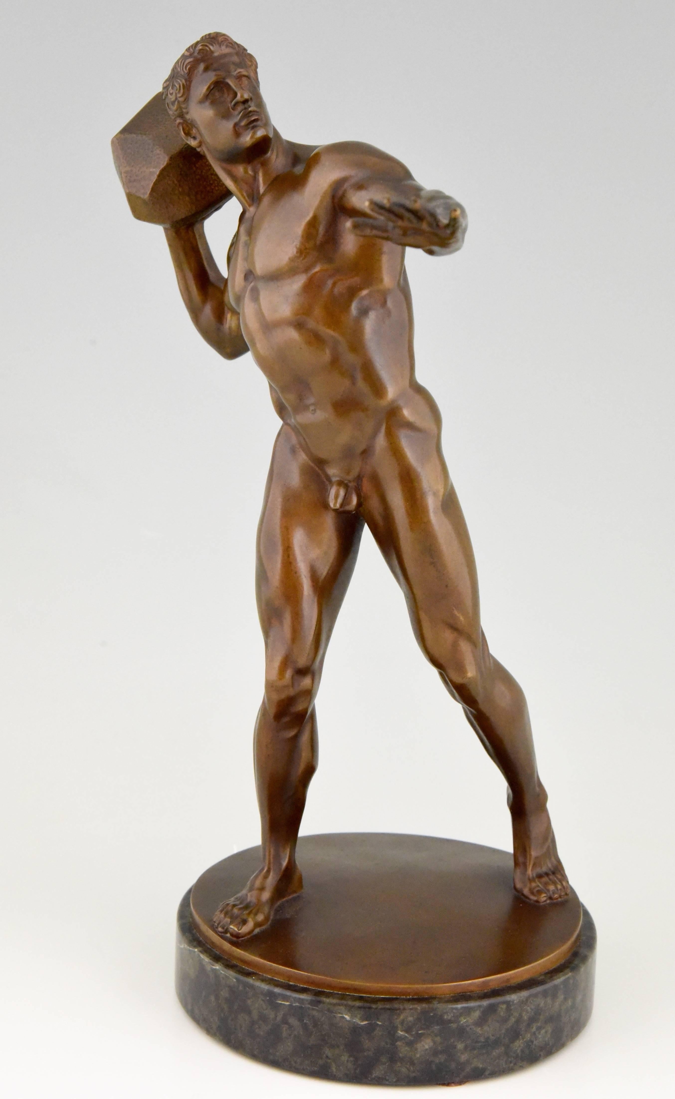 20th Century Antique Bronze Sculpture Male Nude Throwing Stone Hugo Siegwart