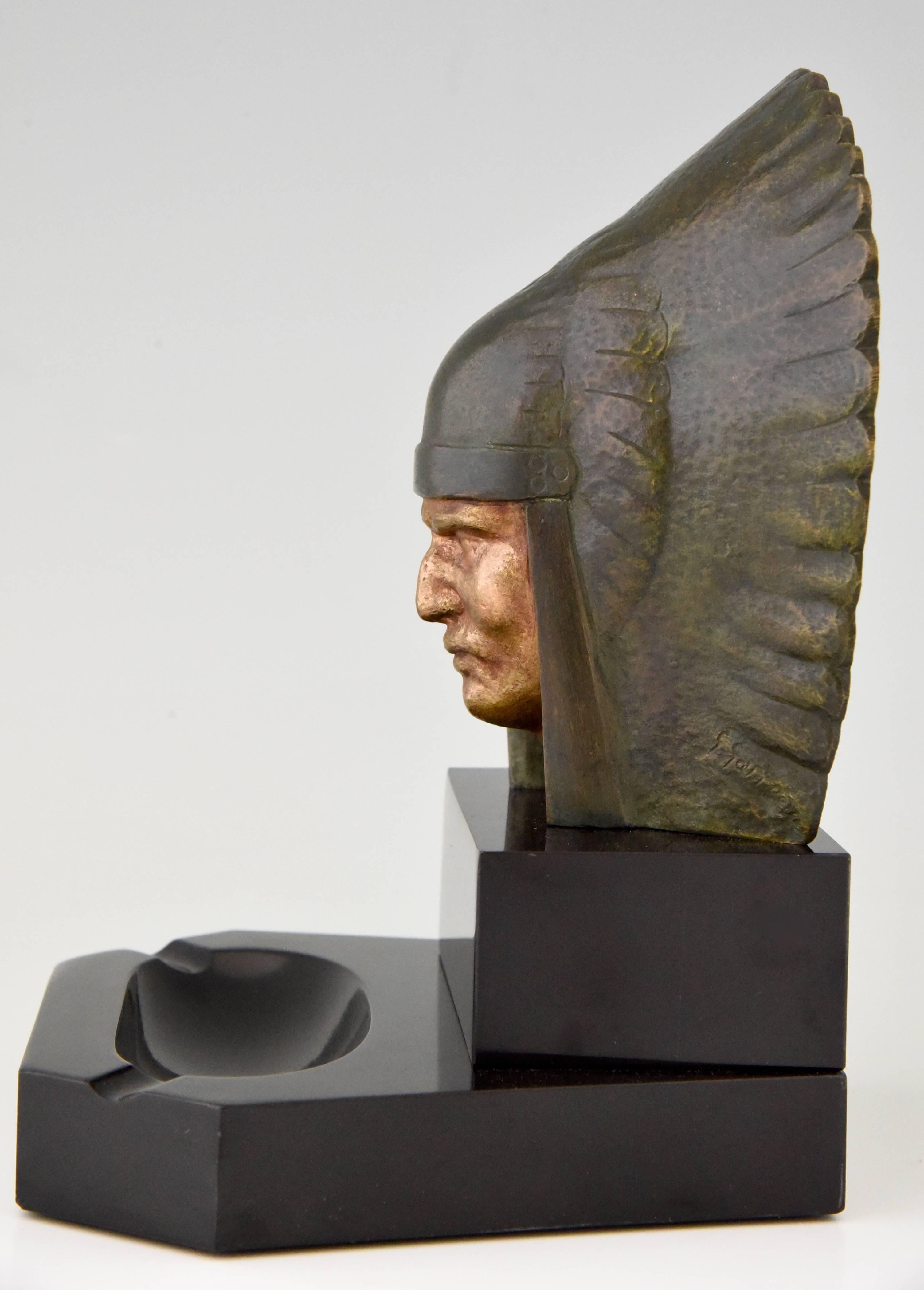 20th Century French Art Deco Bronze Ashtray with Indian Bust by Georges Garreau, 1930