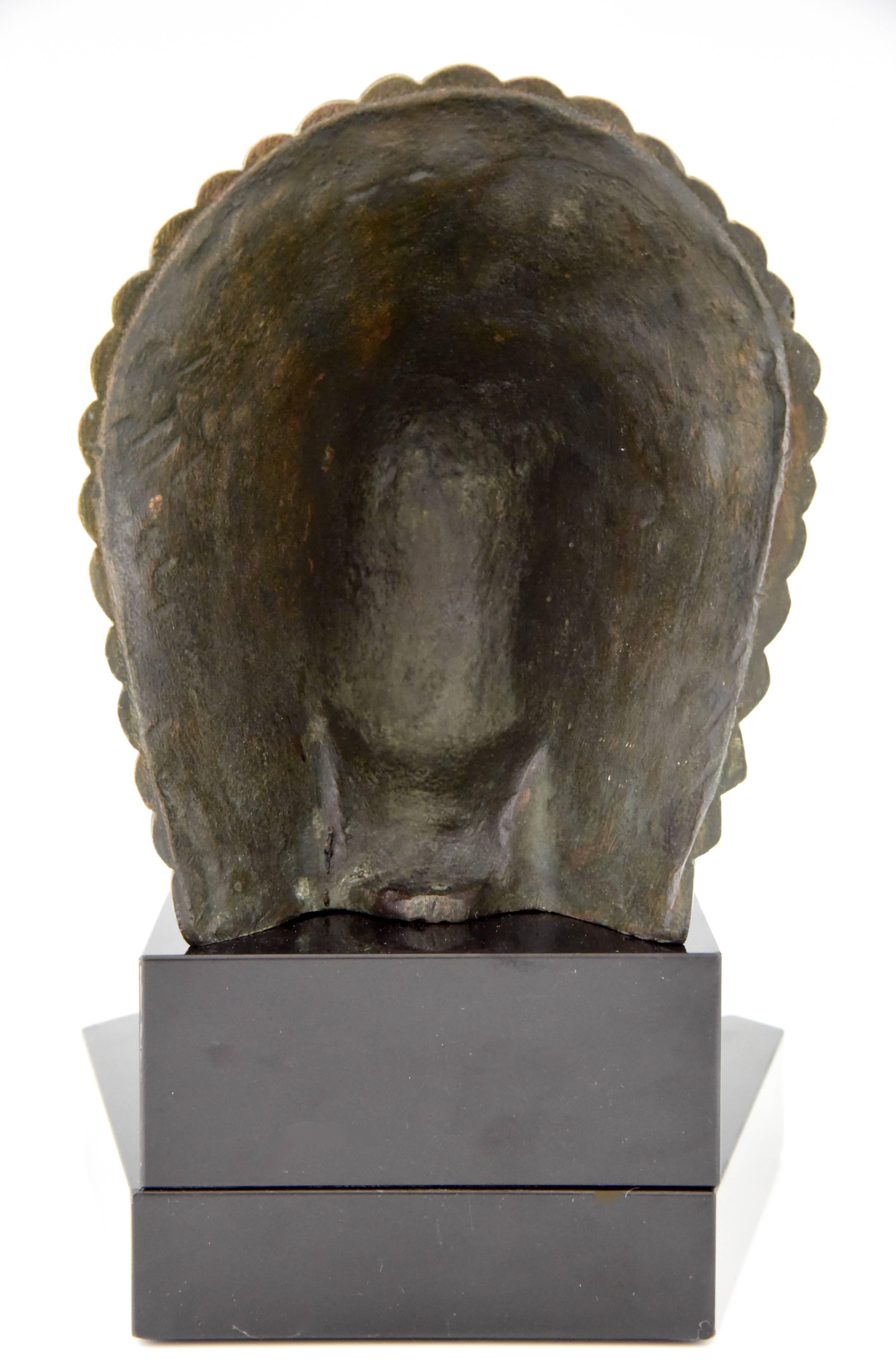 French Art Deco Bronze Ashtray with Indian Bust by Georges Garreau, 1930 In Excellent Condition In Antwerp, BE