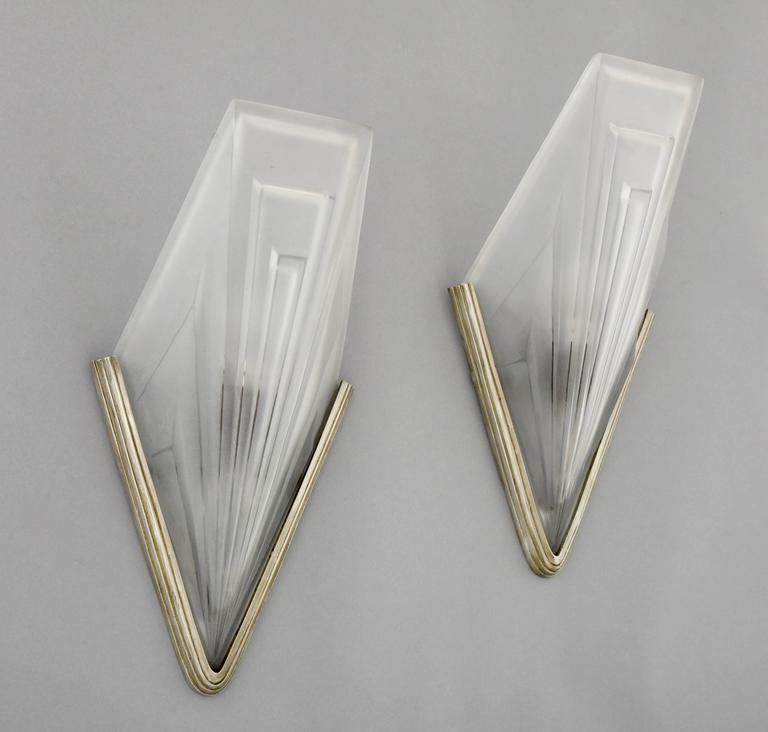 French Art Deco Bronze and Glass Wall Lights by Degue, 1930 at 1stdibs
