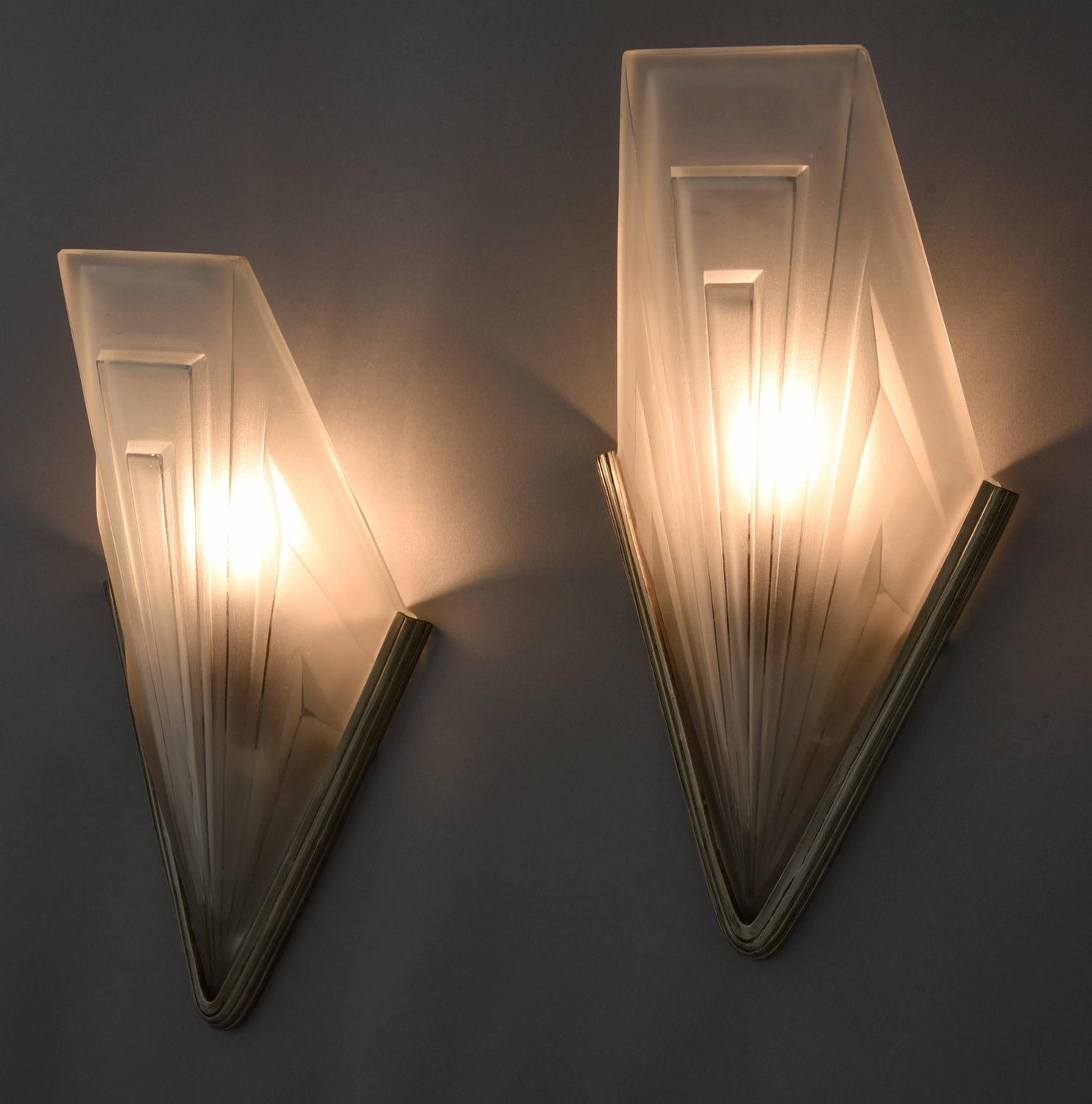 French Art Deco Bronze and Glass Wall Lights by Degu? ...