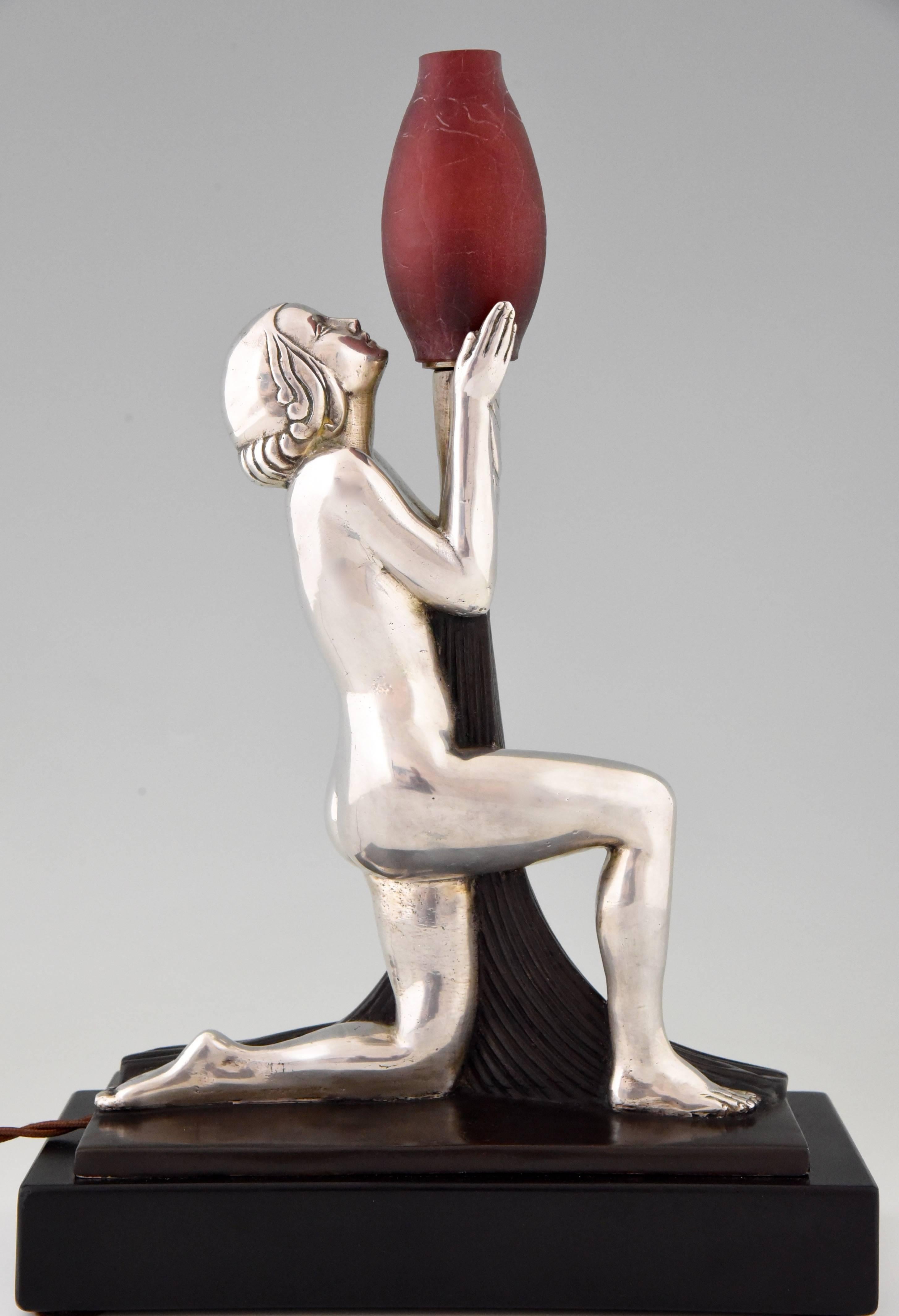 French Art Deco Lamp with Nude, Silvered Bronze and Glass by Guerbe, 1930 2