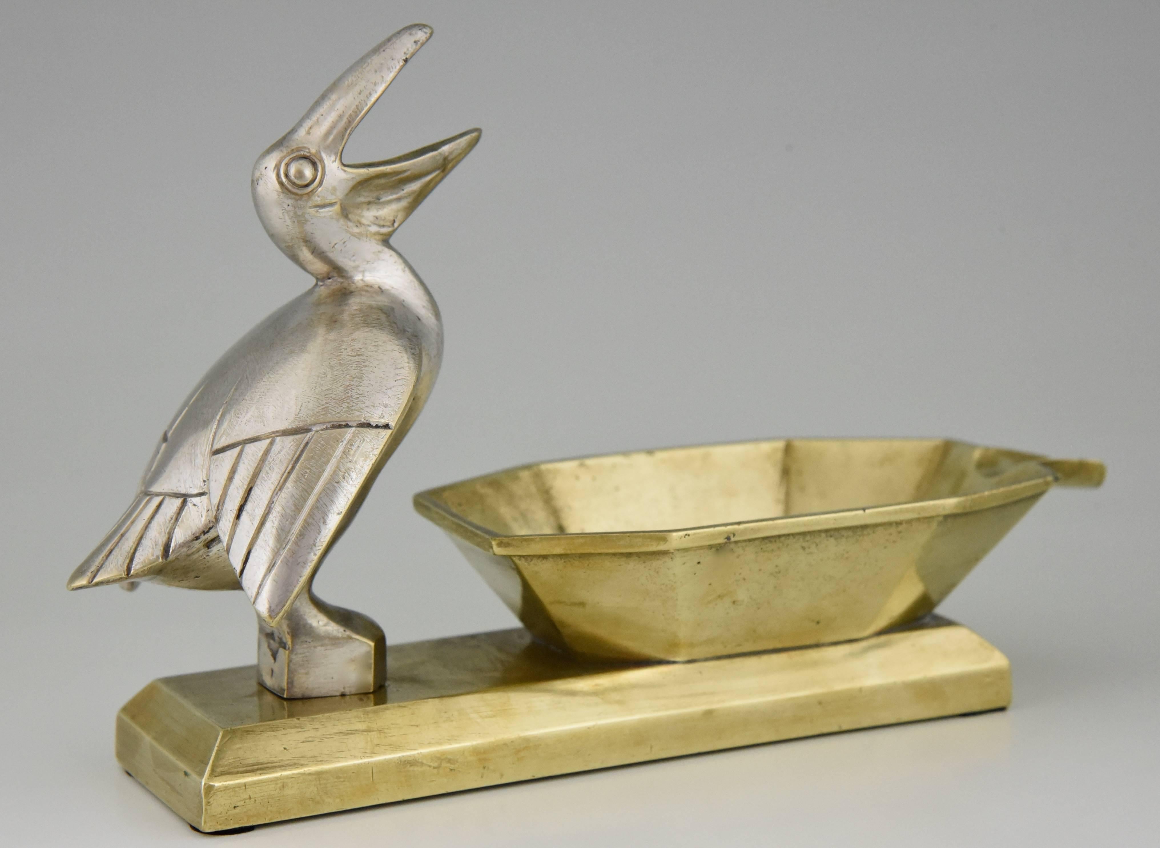 French Art Deco Bronze Ashtray with Pelican by Marionnet, 1930 France