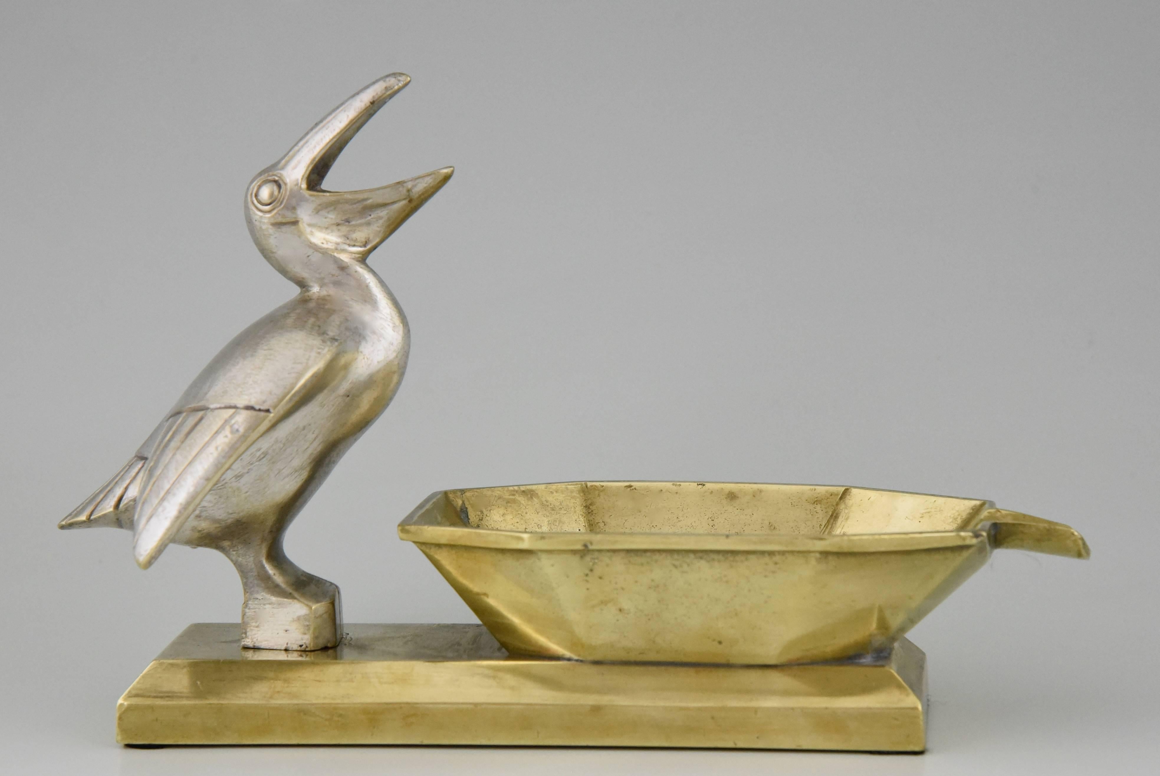 20th Century Art Deco Bronze Ashtray with Pelican by Marionnet, 1930 France