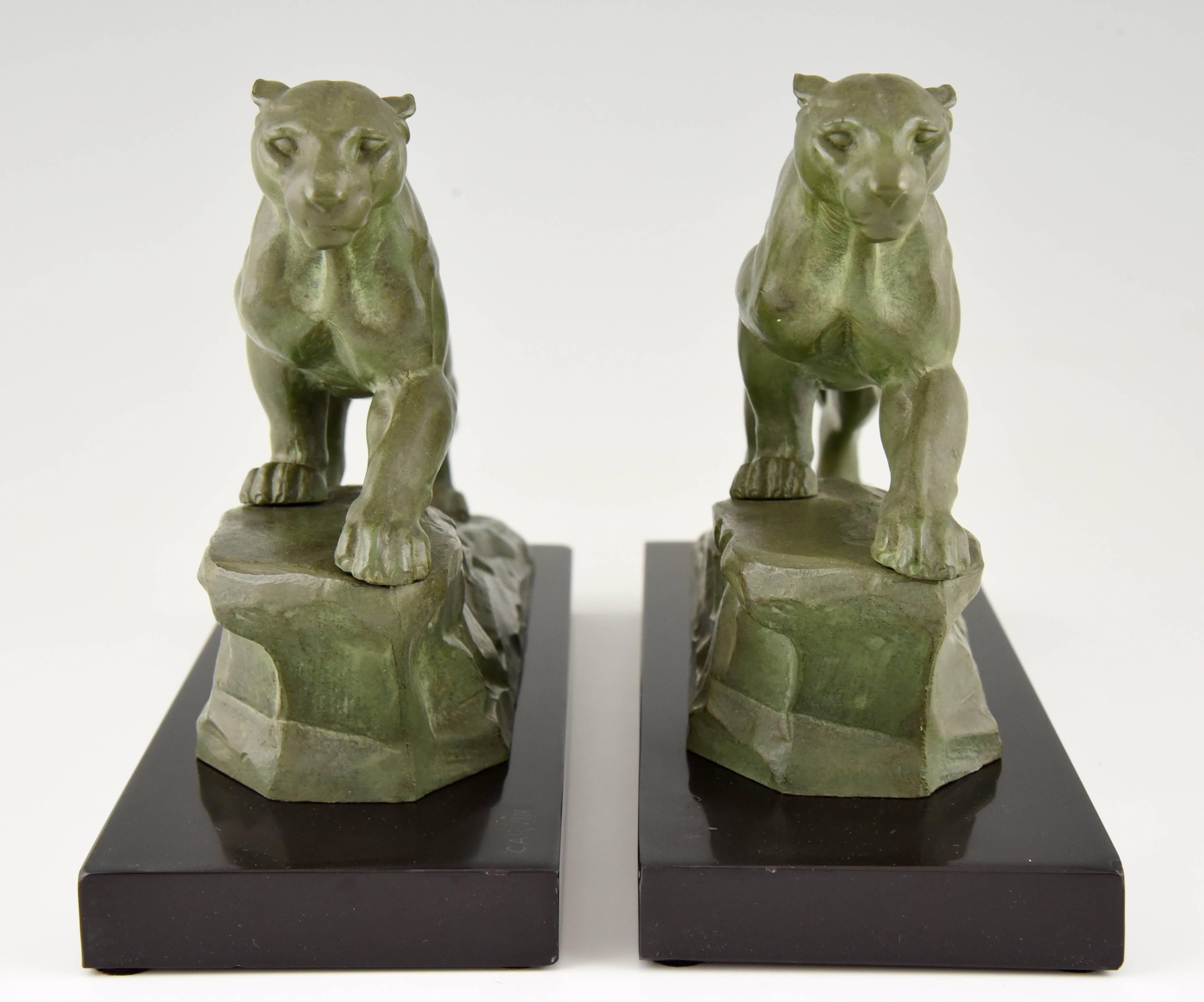 French Art Deco Panther Bookends by Carvin on Marble Base, 1930 3
