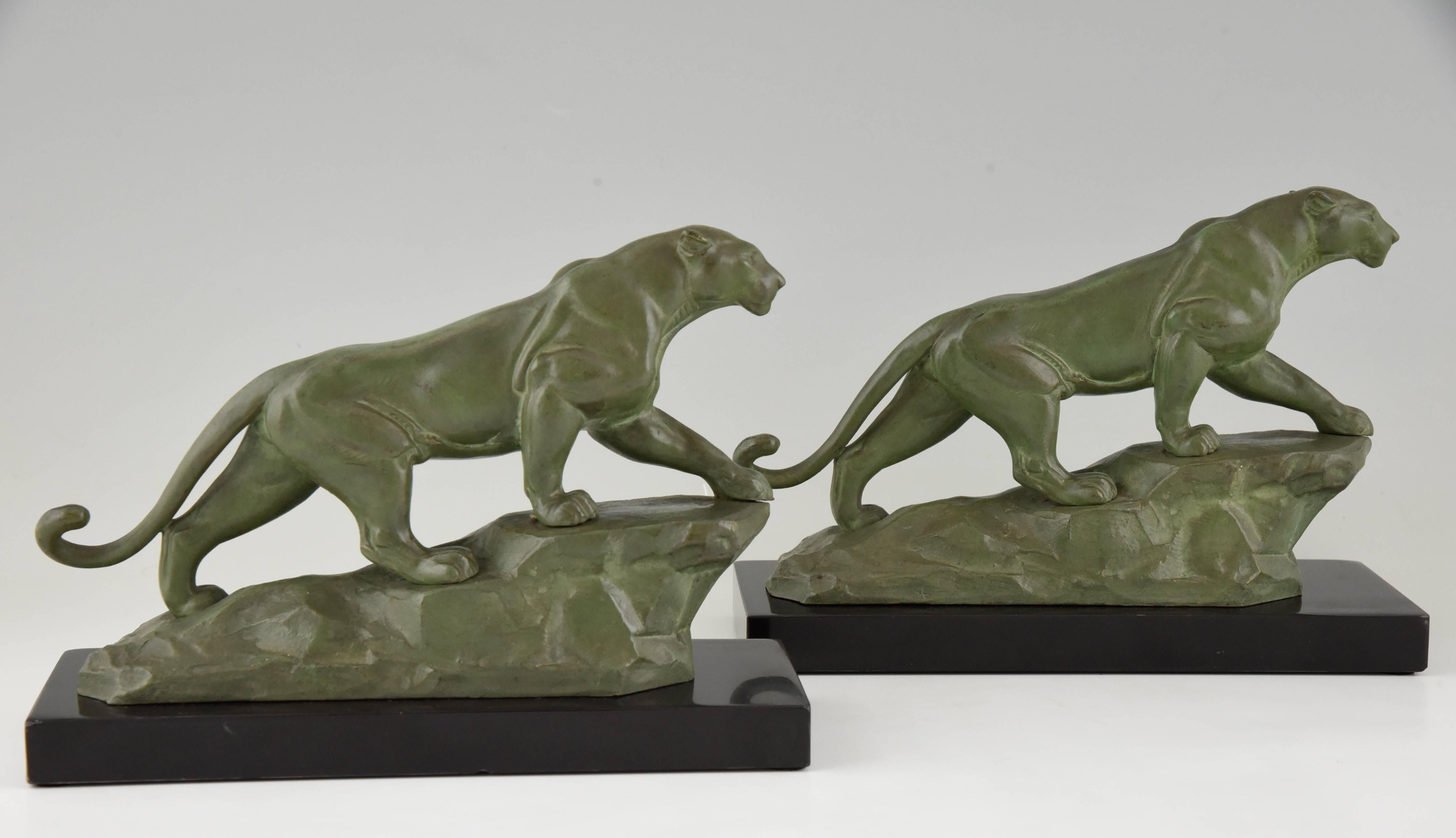 20th Century French Art Deco Panther Bookends by Carvin on Marble Base, 1930